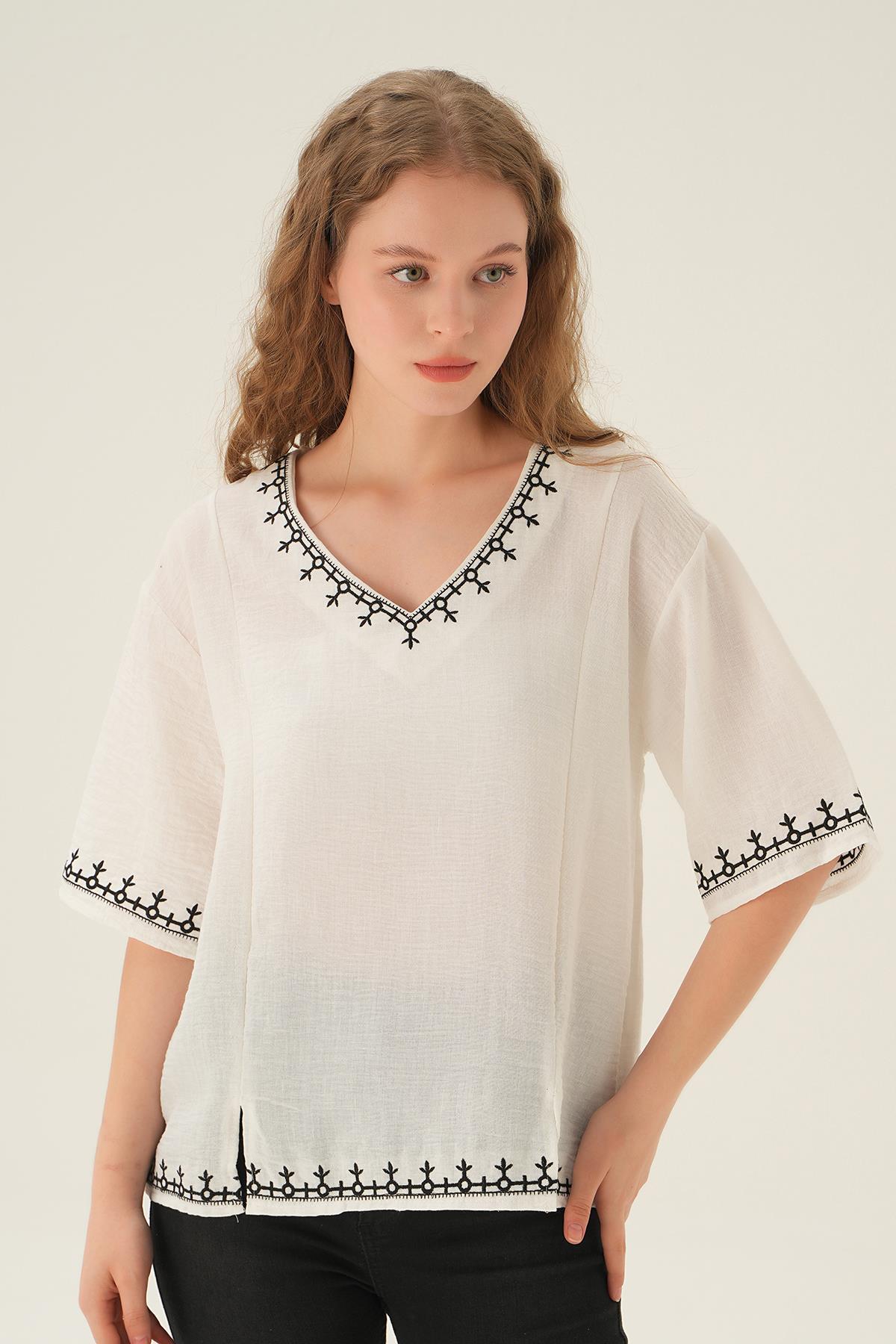 Ekru Nakış Detay Bluz 3089 - 1