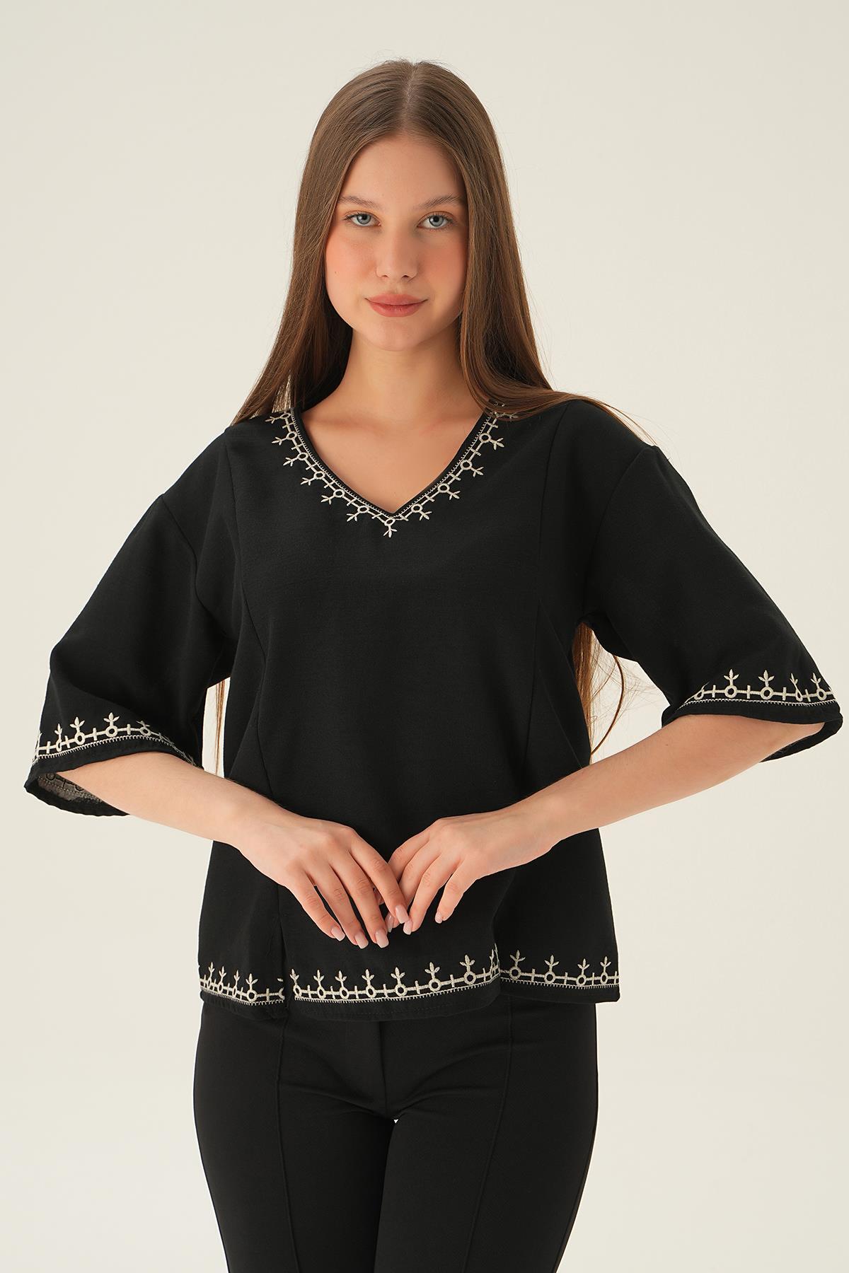 3089 Nakış Detay Bluz Siyah 