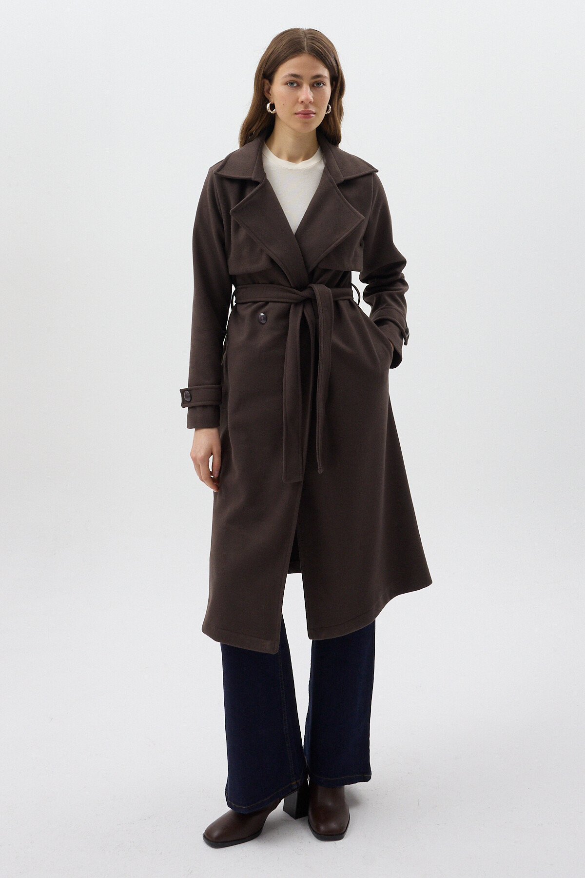 Acı Kahve Kuşaklı Yaka Detaylı Uzun Kadın Trenç Kaban 3095A 