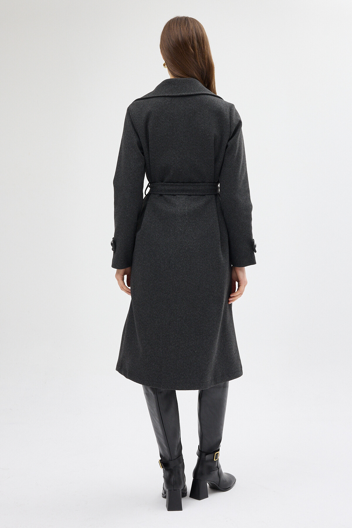 Antrasit Kuşaklı Yaka Detaylı Uzun Kadın Trenç Kaban 3095A - 5