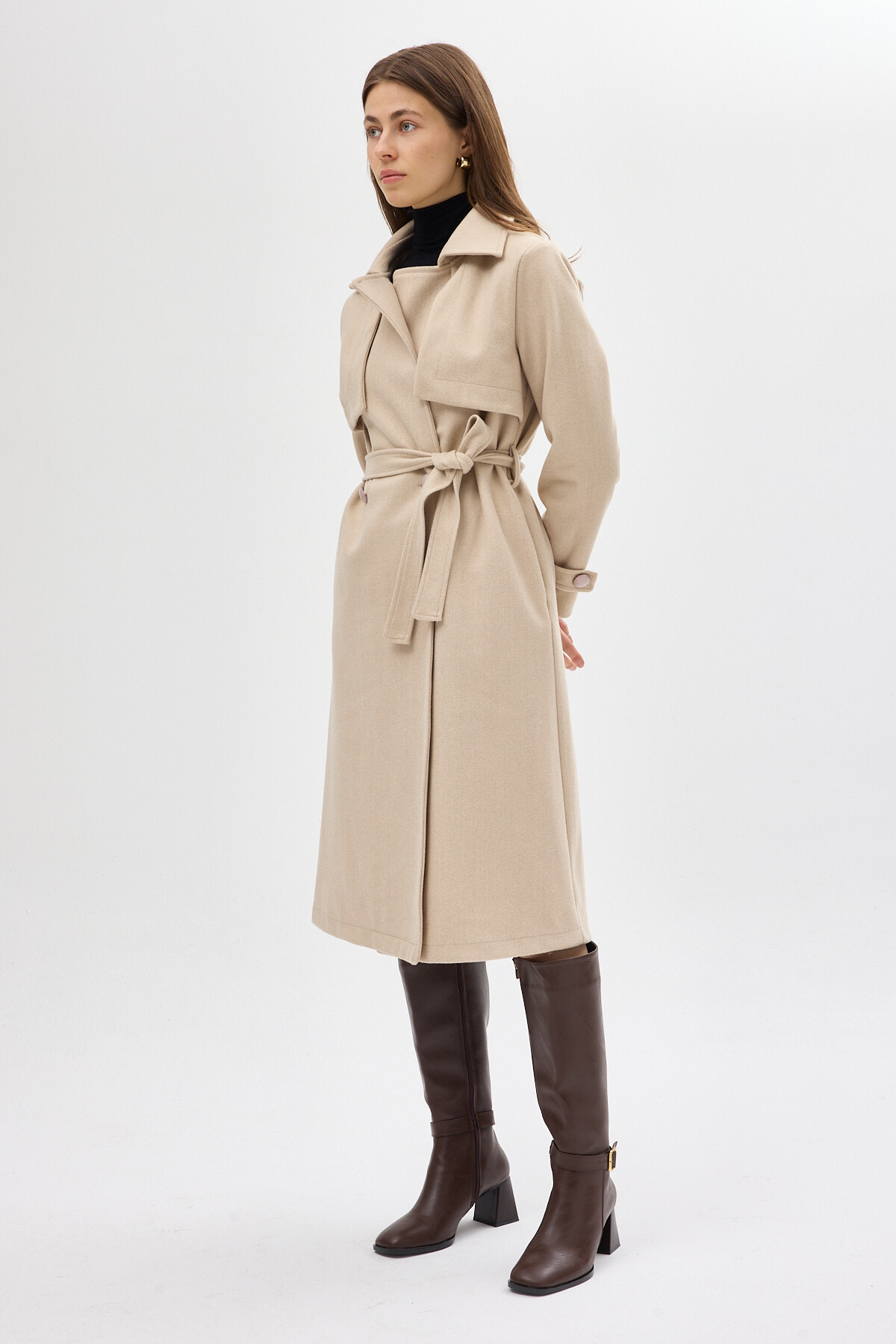 Taş Kuşaklı Yaka Detaylı Uzun Kadın Trenç Kaban 3095A - 8