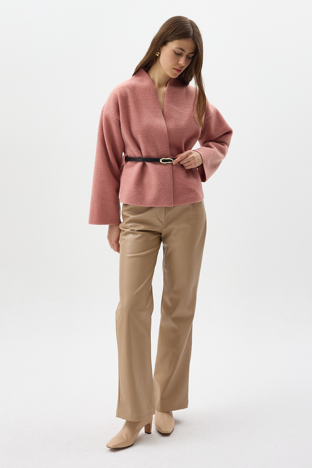 Gül Hâkim Yaka Kemer Detaylı Kısa Kaşe Kadın Ceket 3100A - 8