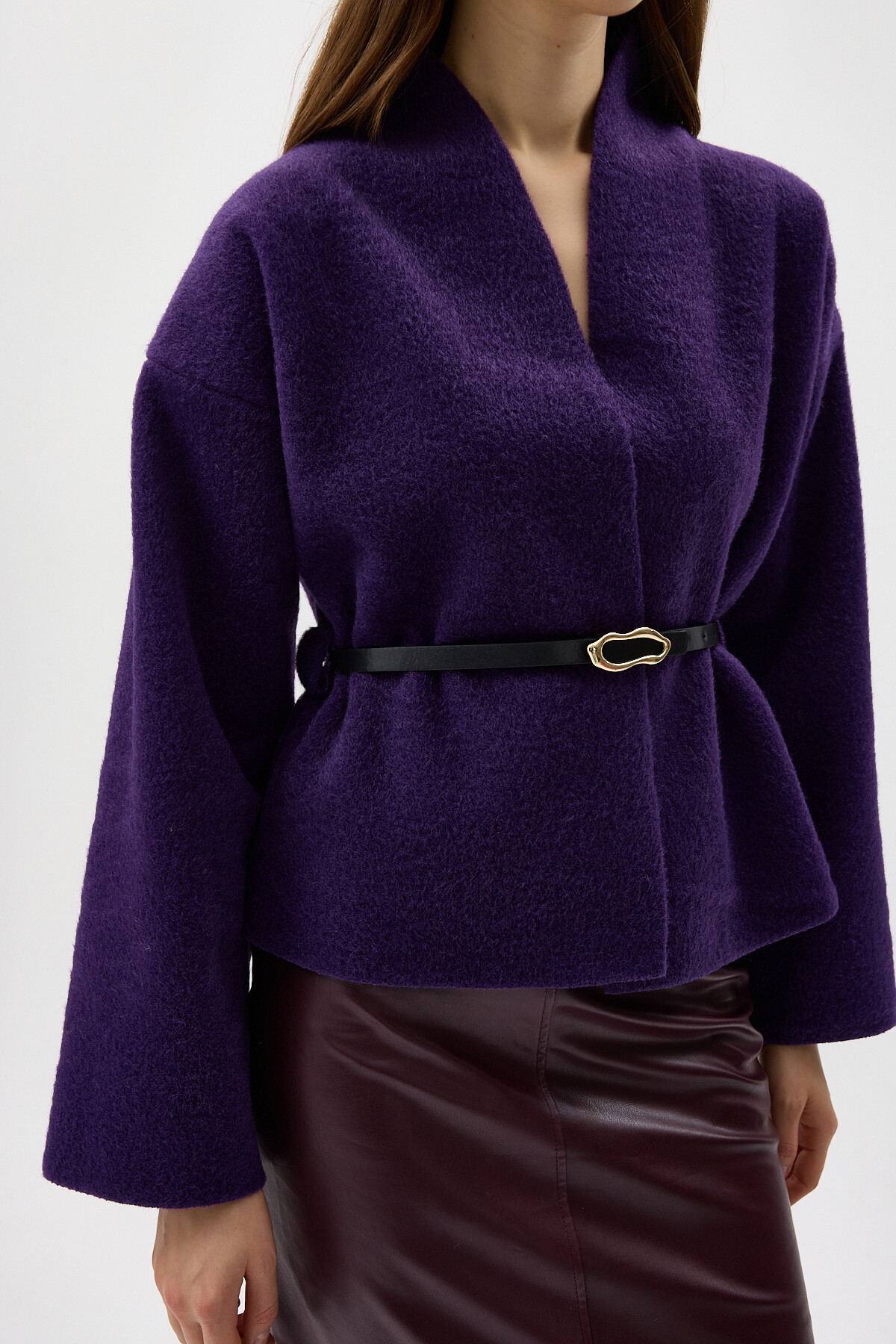 Mor Hâkim Yaka Kemer Detaylı Kısa Kaşe Kadın Ceket 3100A - RAYS