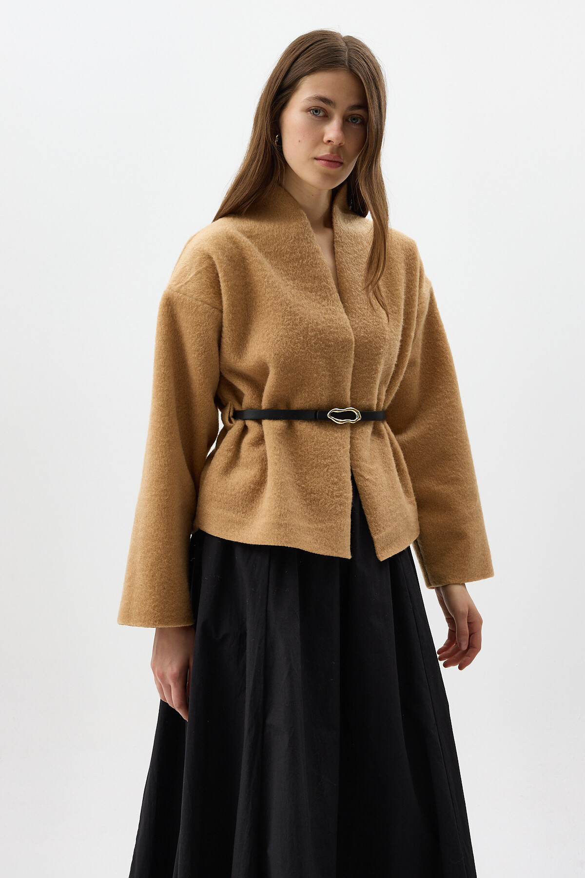 Vizon Hâkim Yaka Kemer Detaylı Kısa Kaşe Kadın Ceket 3100A - 6