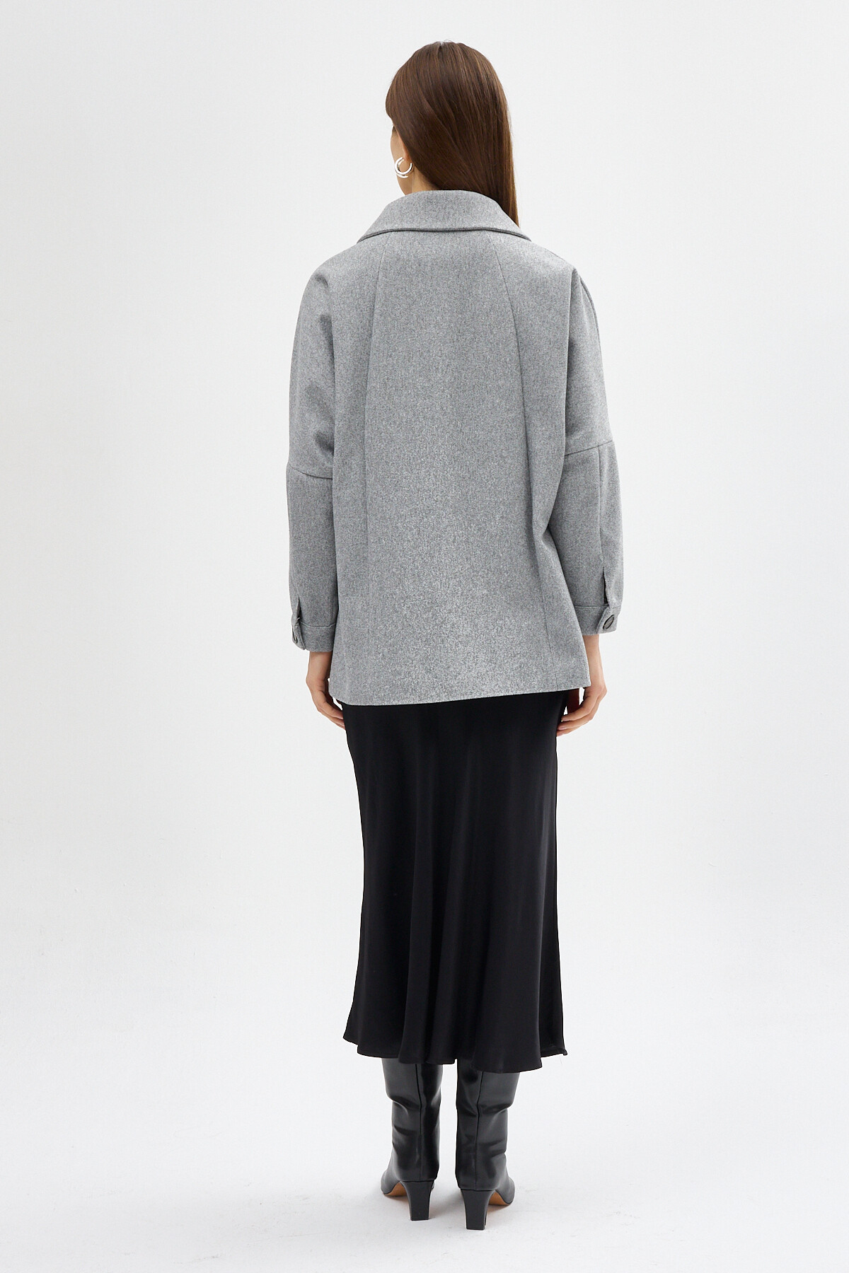 Gri Büyük Cepli Geniş Yakalı Kadın Kaban 3102A - 5