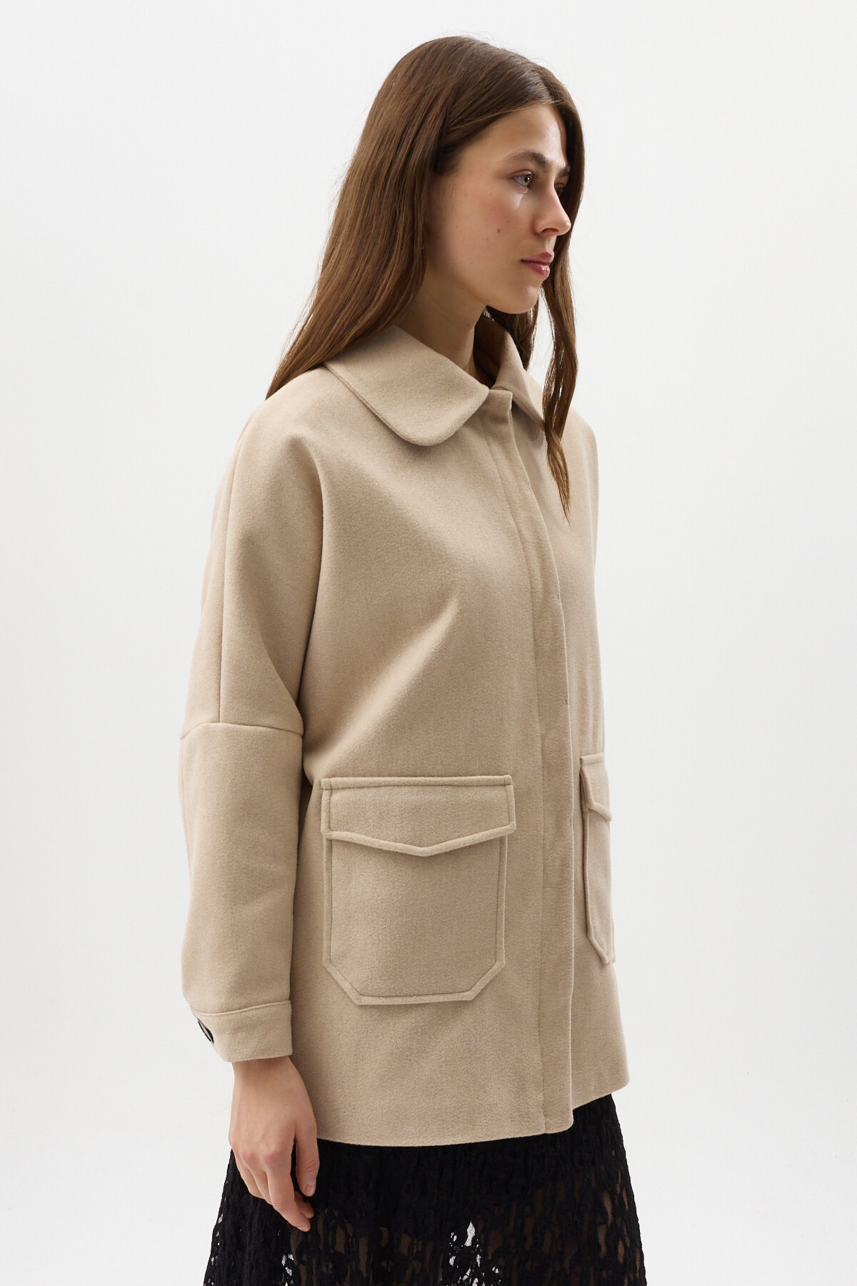 Taş Büyük Cepli Geniş Yakalı Kadın Kaban 3102A - 2