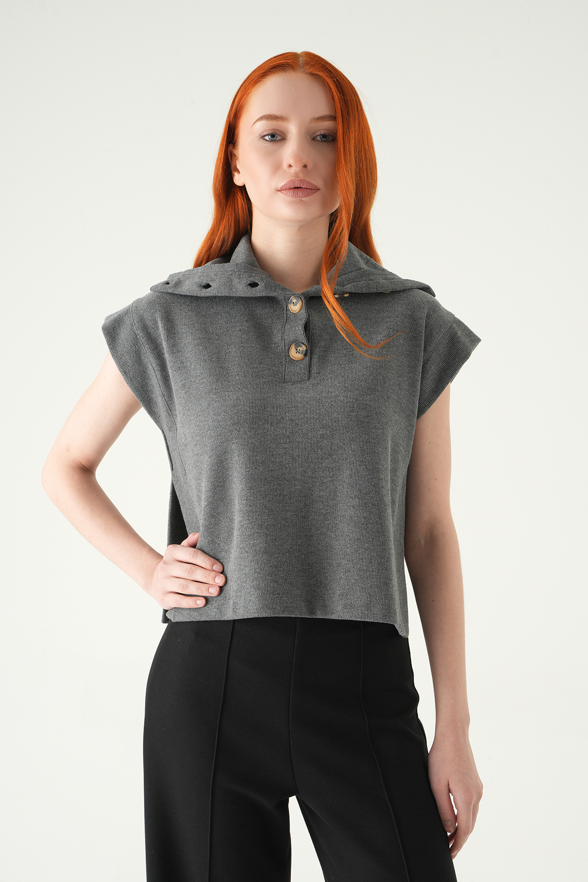 Antrasit Dik Yaka Düğmeli Bluz 3106A - 6