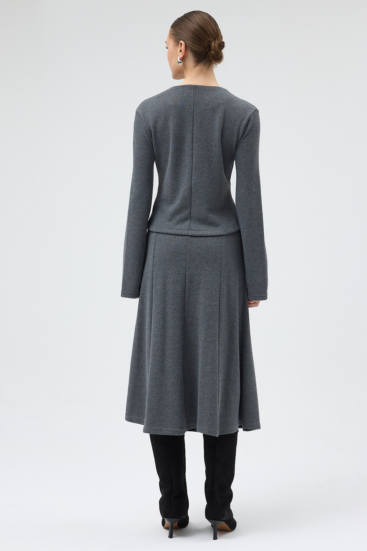 Antrasit Cepli Düğmeli Hırka ve Uzun Etek Takım 3109A - 5