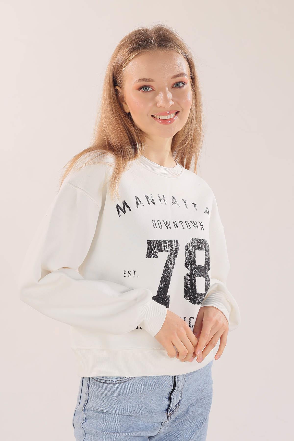 3110 Manhattan Baskılı Sweat Ekru - 3