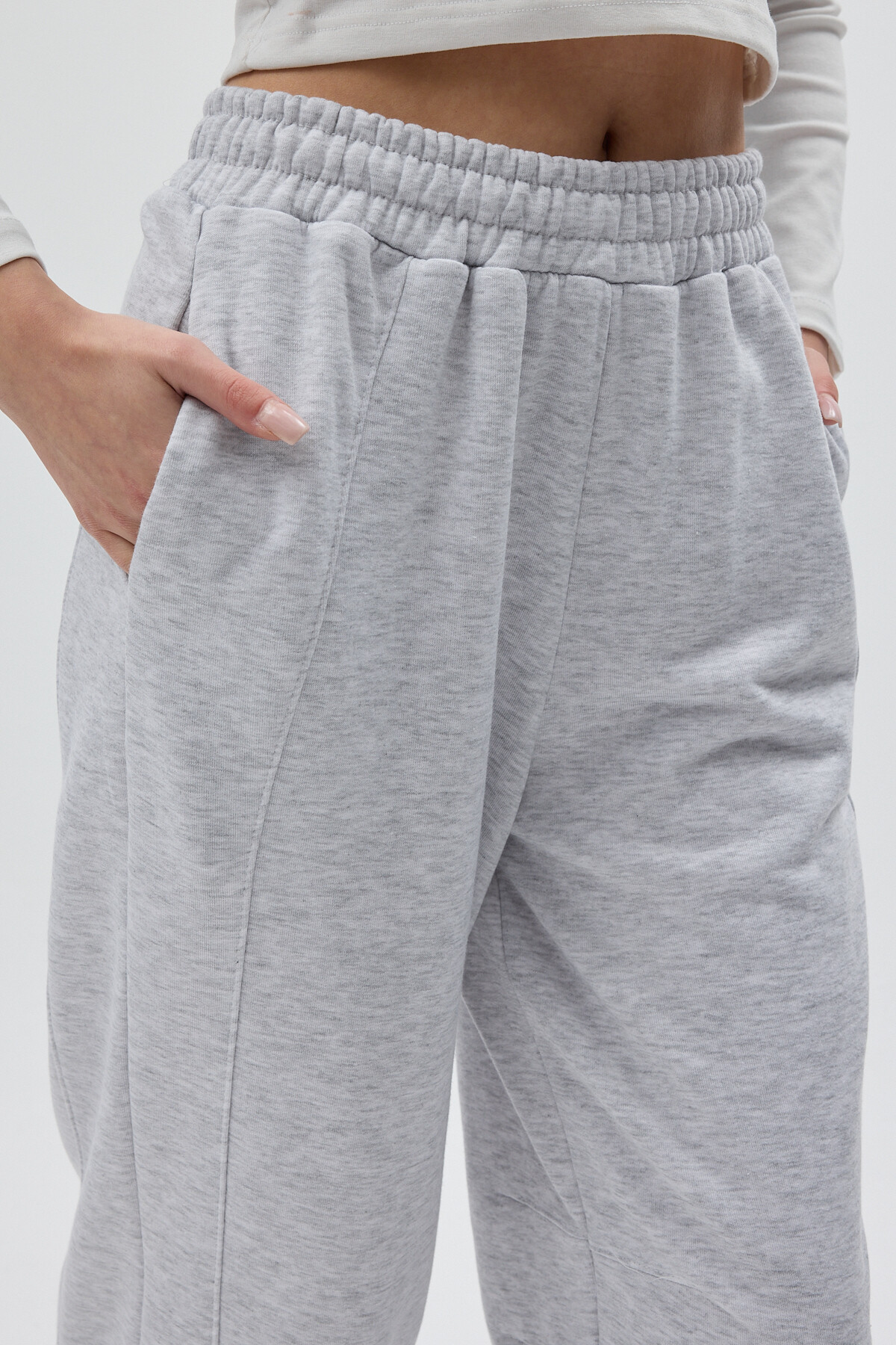 Gri Bel Lastikli İpli Düz Paça Rahat Kesim Kadın Eşofman Altı 3113A - RAYS