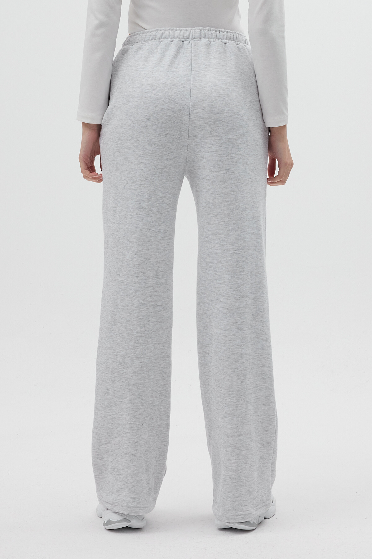 Gri Yan Çima Dikiş Detaylı Geniş Paça Rahat Kesim Kadın Eşofman Altı 3114A - 5