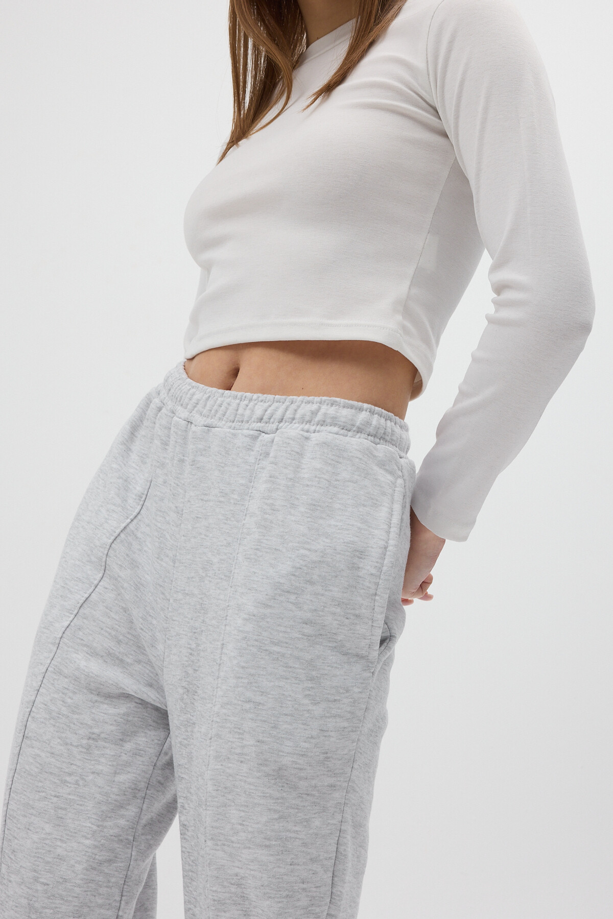 Gri Yan Çima Dikiş Detaylı Geniş Paça Rahat Kesim Kadın Eşofman Altı 3114A - 4