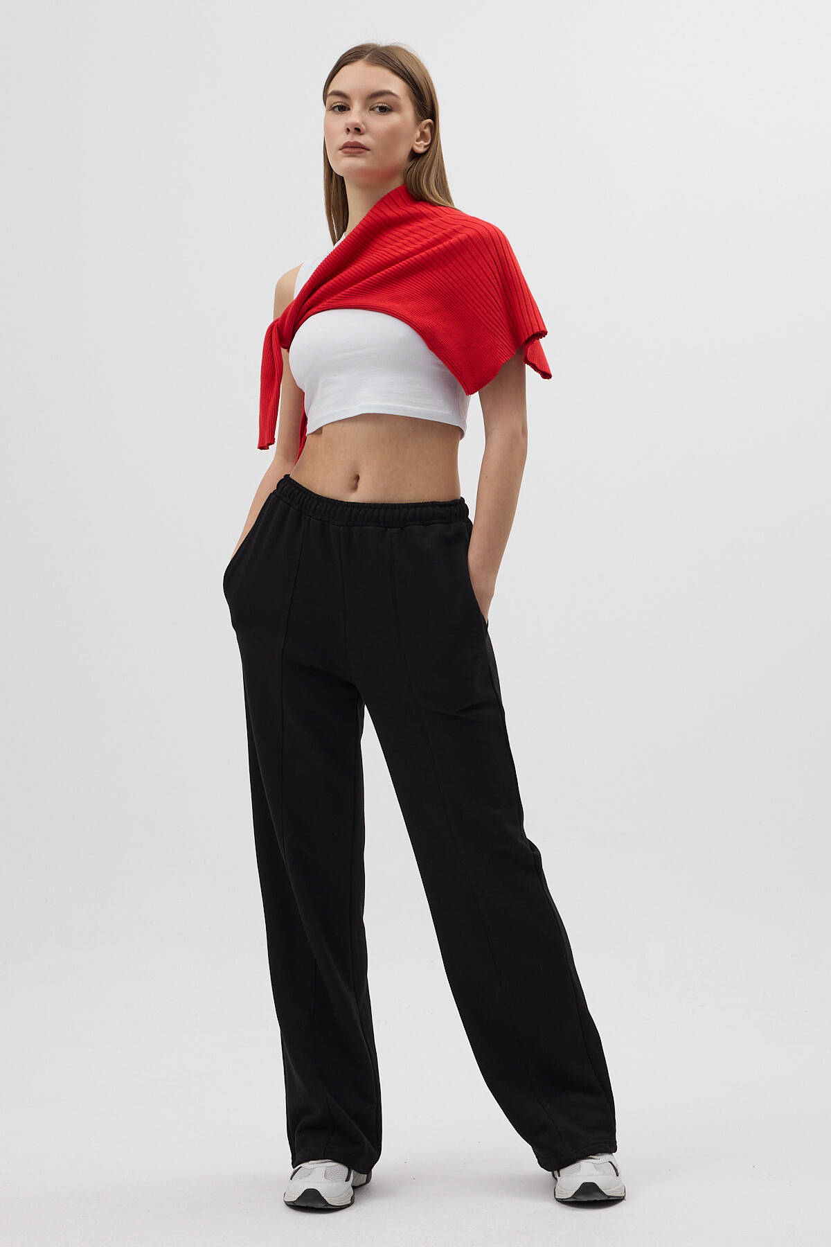 Siyah Yan Çima Dikiş Detaylı Geniş Paça Rahat Kesim Kadın Eşofman Altı 3114A 