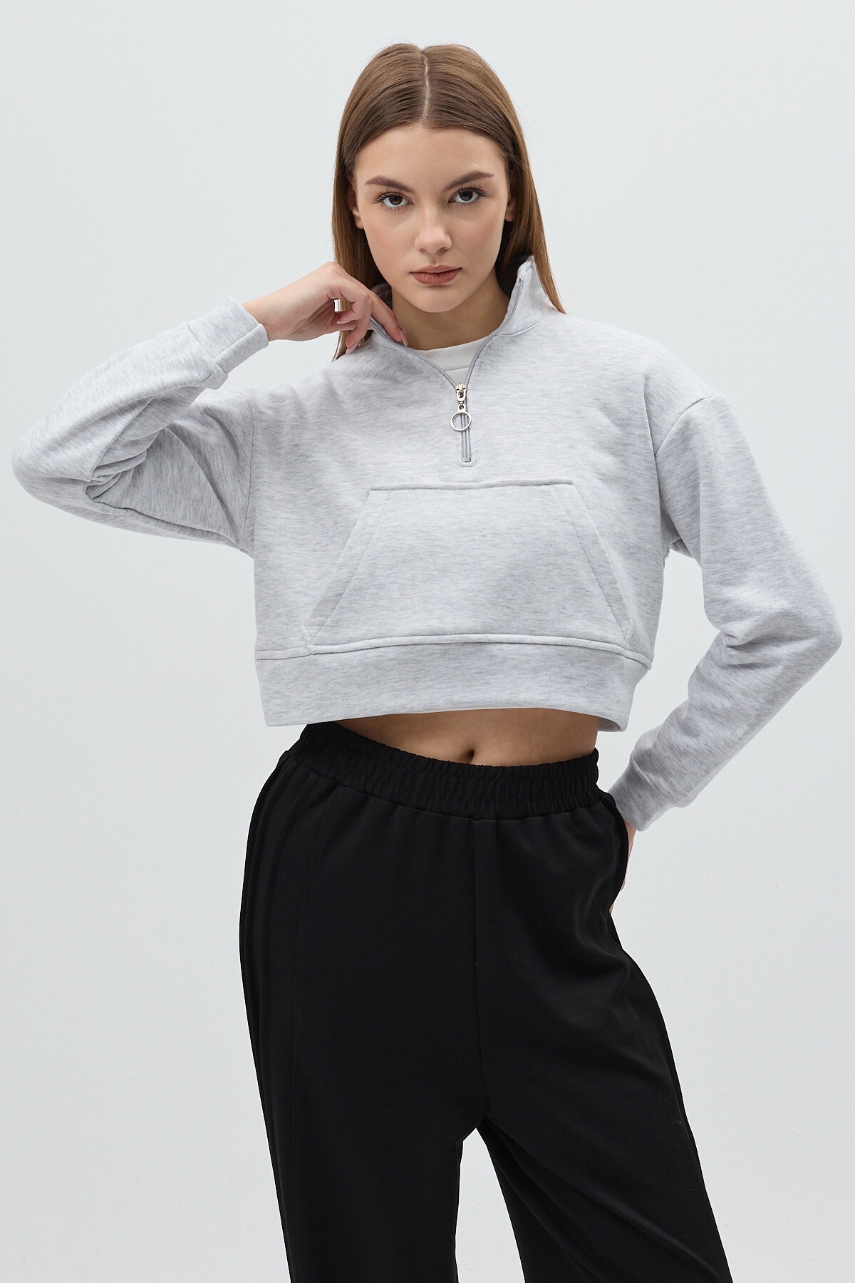 Gri Kapüşonlu Fermuarlı Cepli Pamuklu Kadın Sweatshirt 3115A - 6