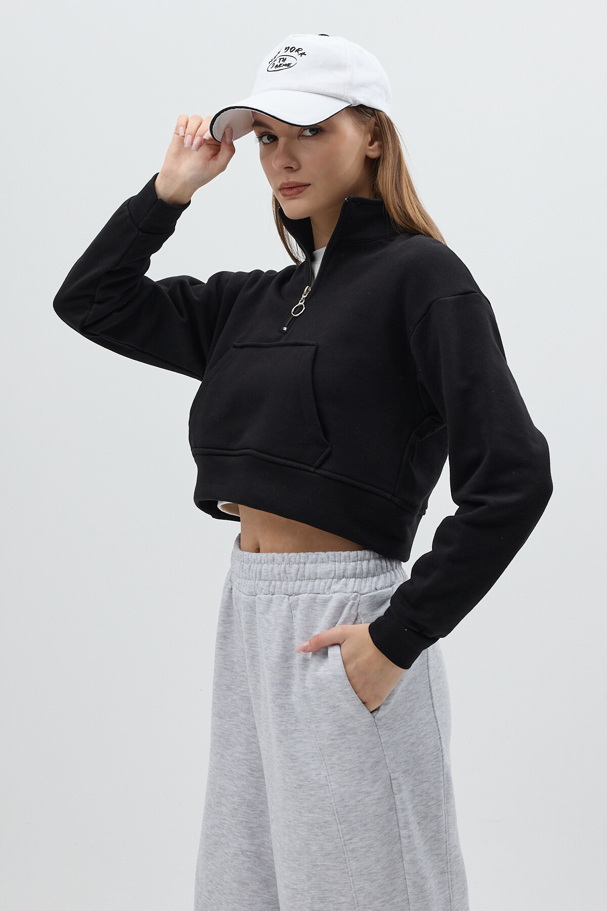 Siyah Kapüşonlu Fermuarlı Cepli Pamuklu Kadın Sweatshirt 3115A - RAYS