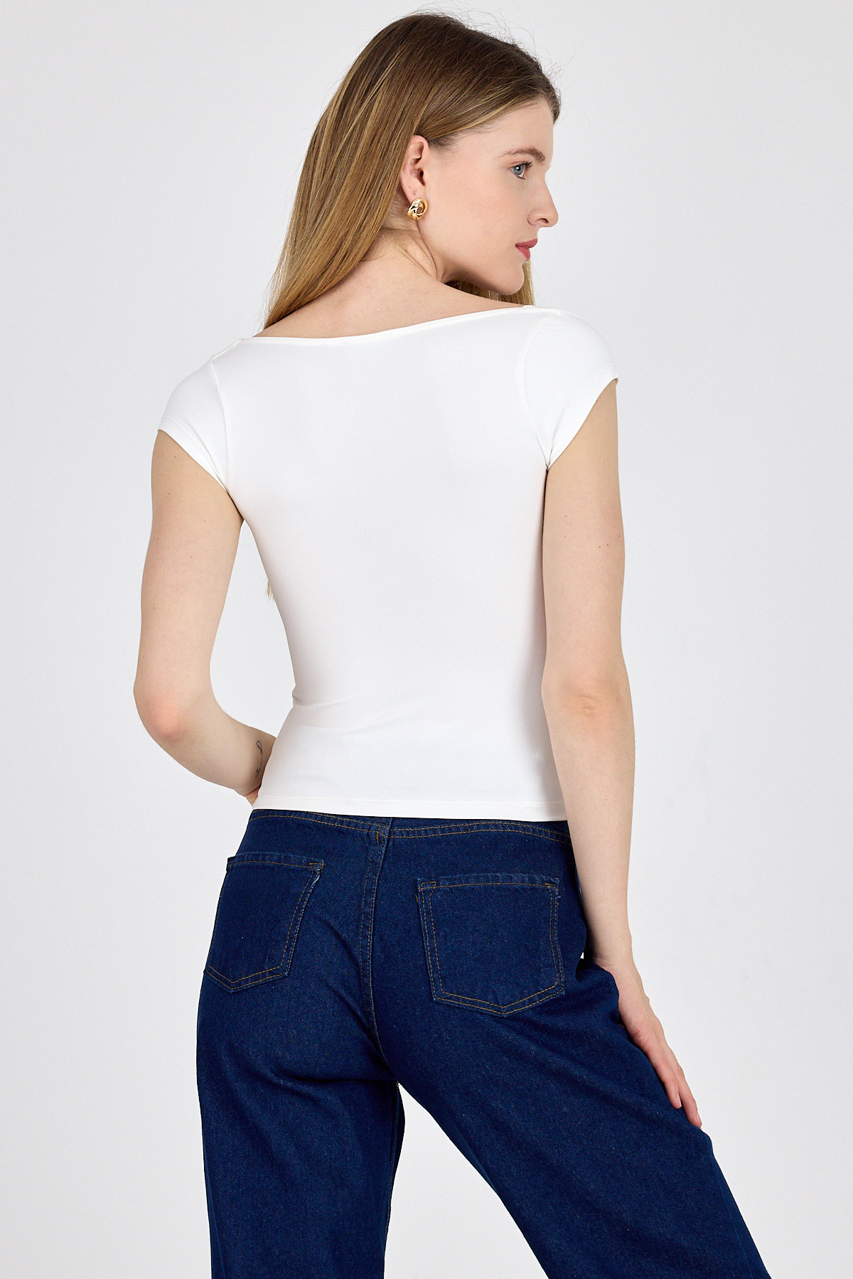 Beyaz Kare Yaka Kısa Kol Body 3116 - 5