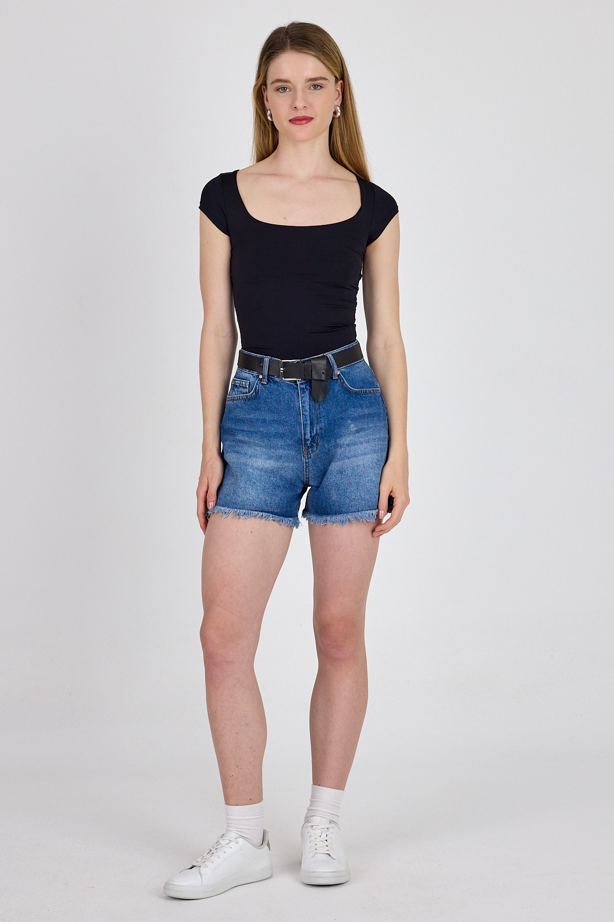 Siyah Kare Yaka Kısa Kol Body 3116 - 3