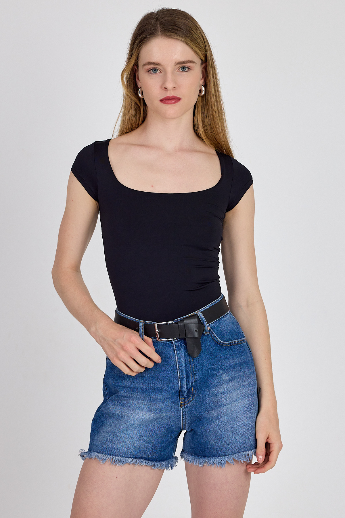 Siyah Kare Yaka Kısa Kol Body 3116 - RAYS
