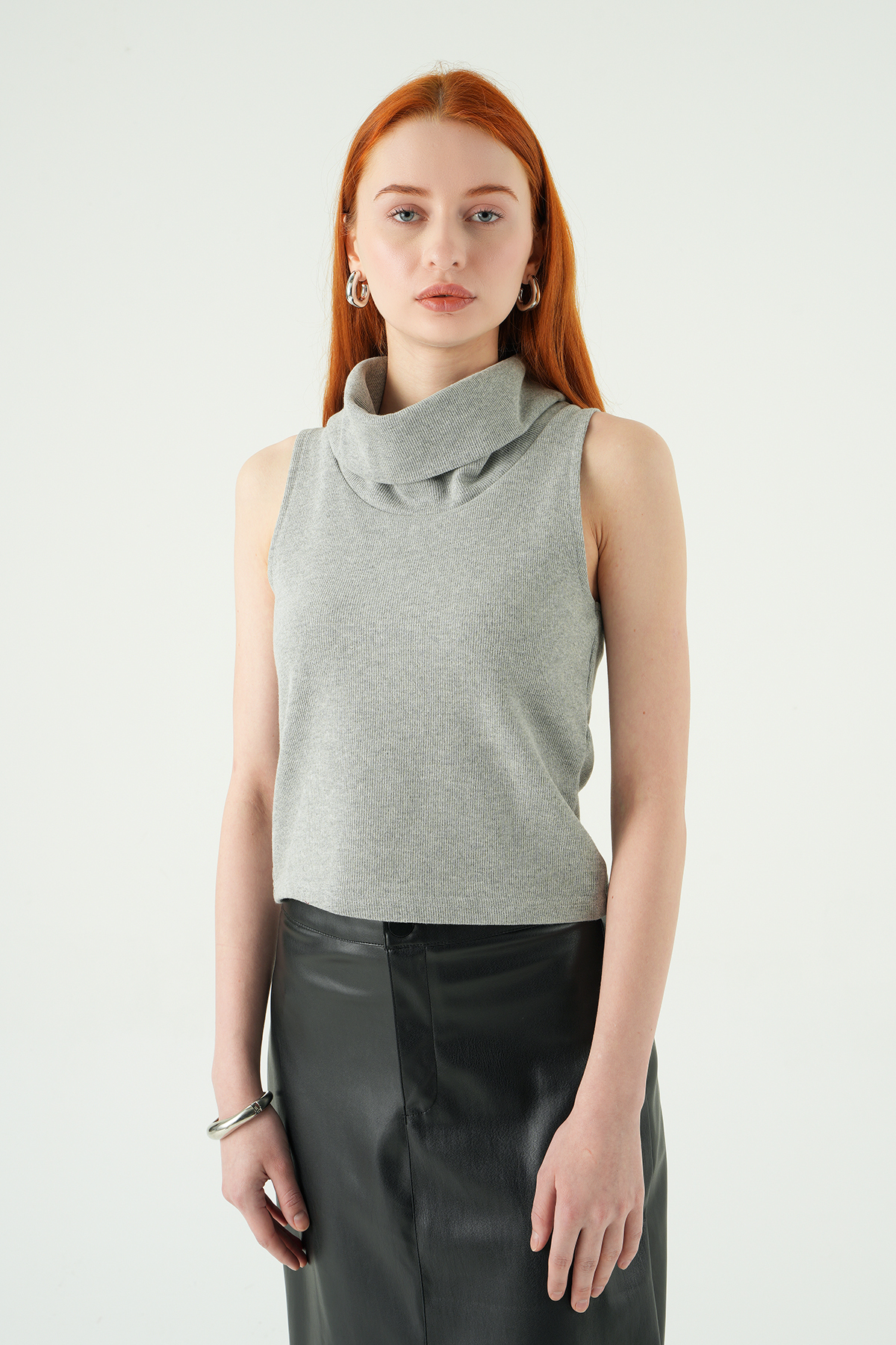 Gri Sıfır Kol Bluz 3118A - 2