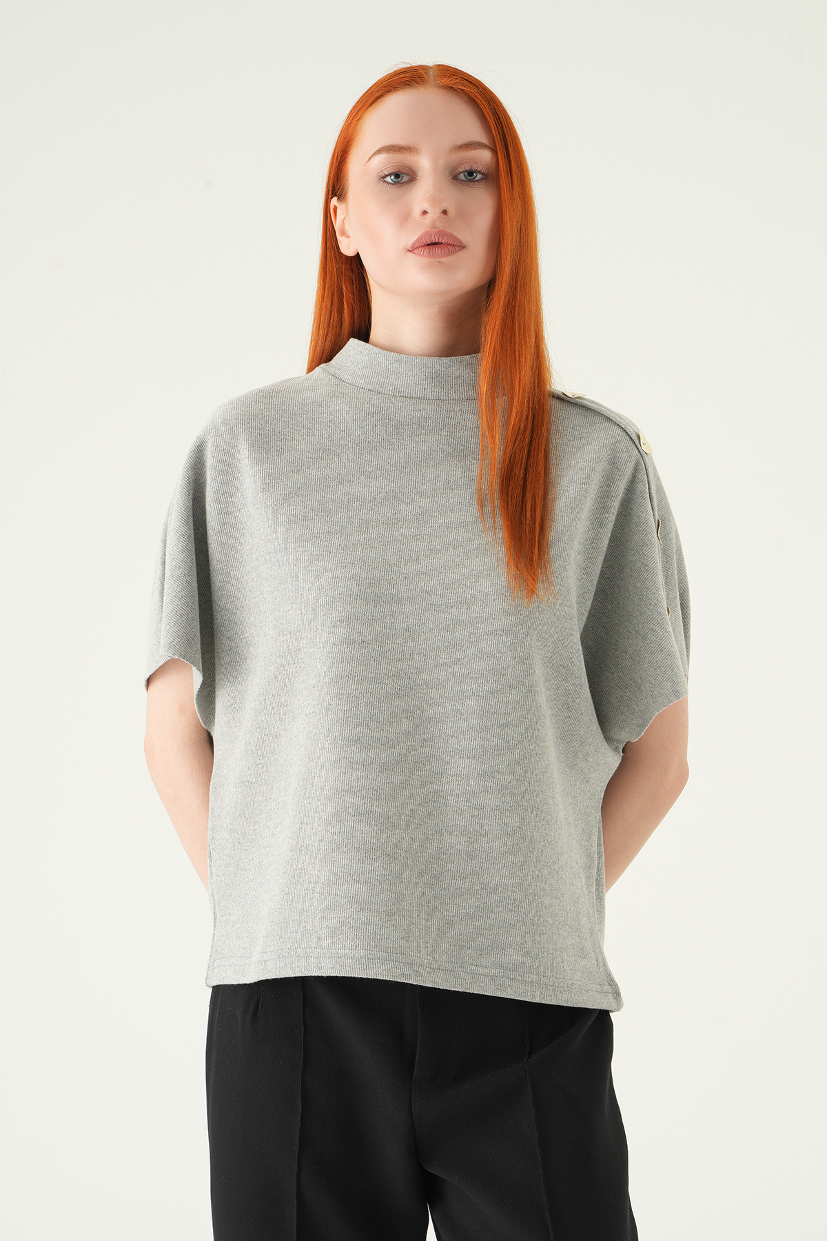 Gri Kol Düğmeli Bluz 3119A - 7