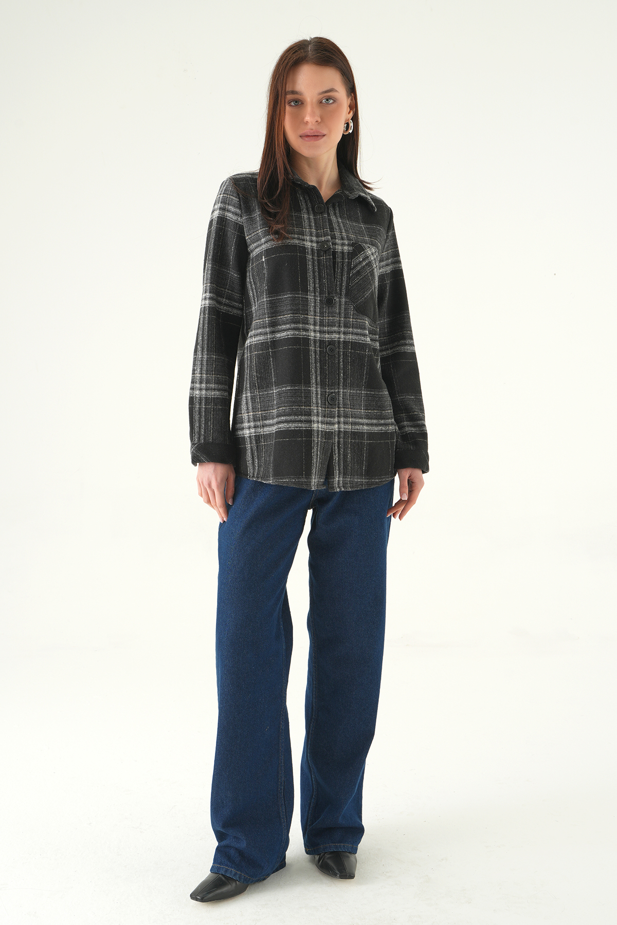 Siyah Ön Düğmeli Gömlek 3127A - 3