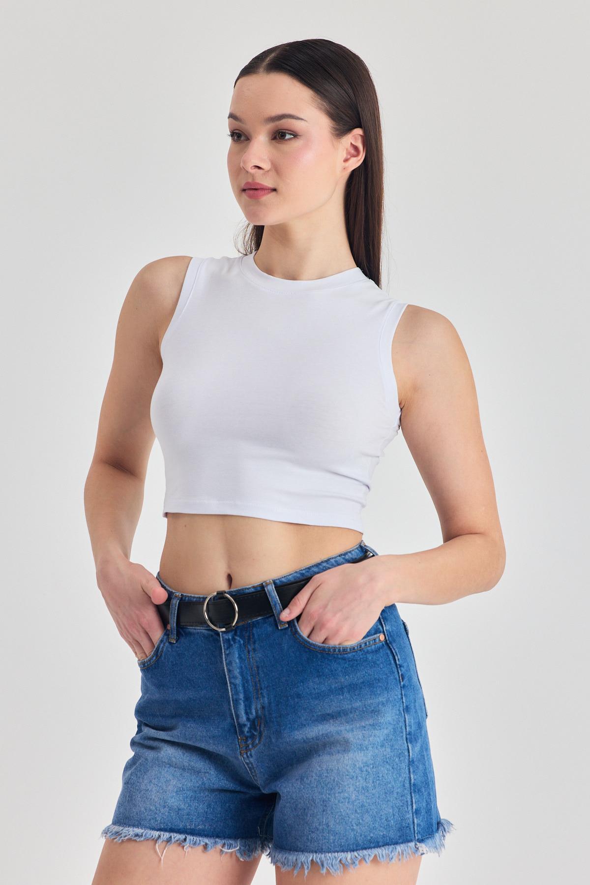 Beyaz Kolsuz Bisiklet Yaka Crop Atlet 318 