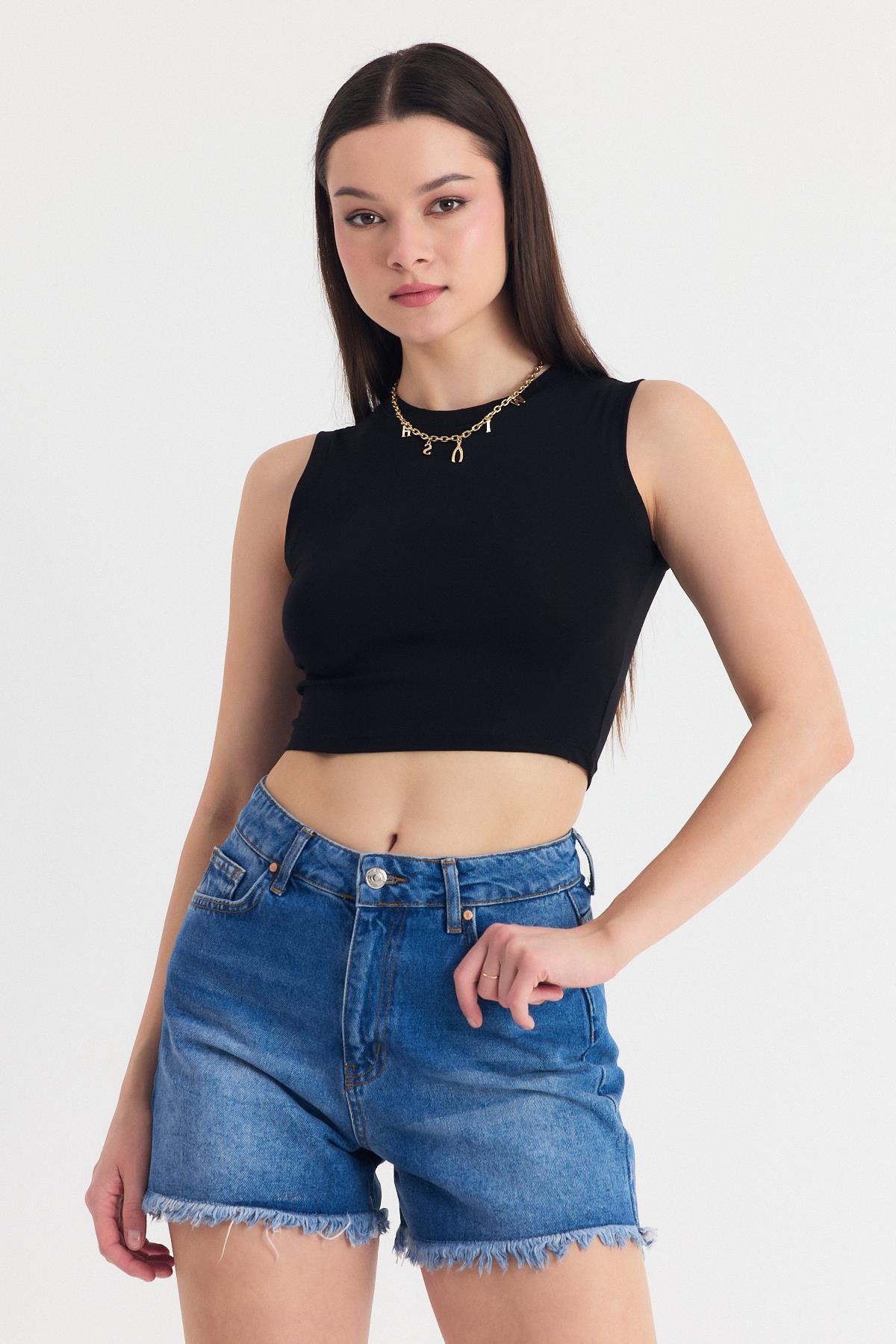 Siyah Kolsuz Bisiklet Yaka Crop Atlet 318 - 1