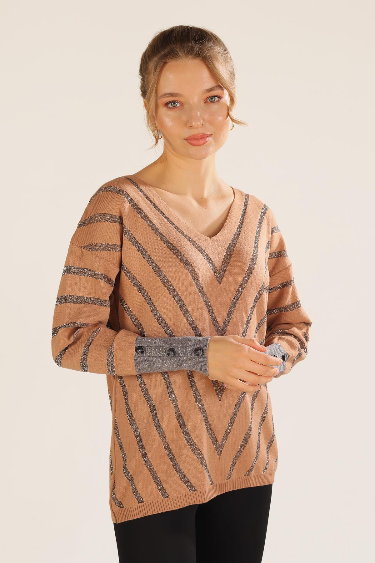 3189 V Yaka Çizgili Kazak Camel - 2