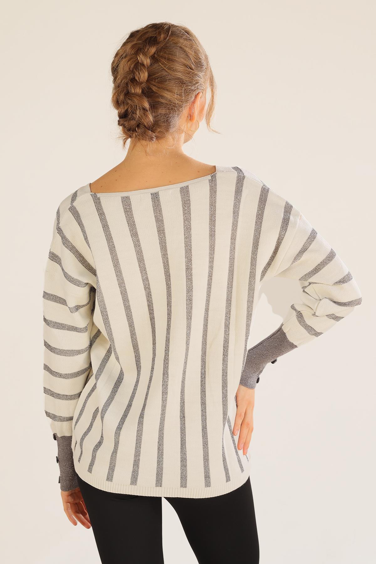 3189 V Yaka Çizgili Kazak Ekru - 4