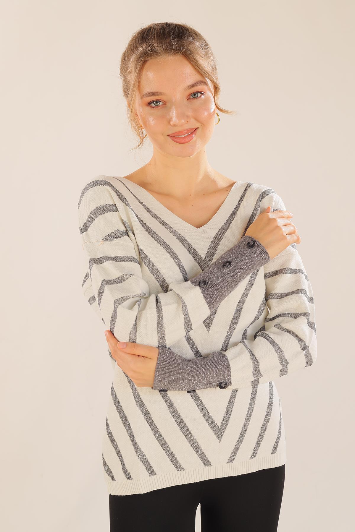 Ekru V Yaka Çizgili Kazak 3189 - 2