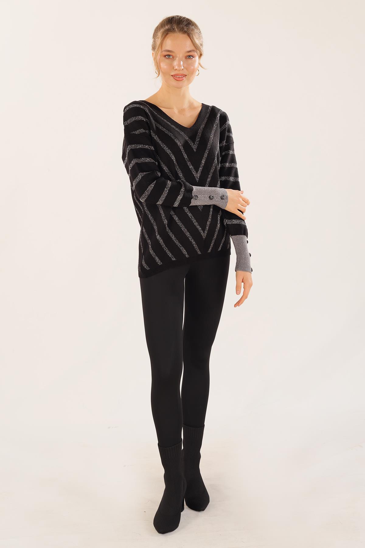 3189 V Yaka Çizgili Kazak Siyah - 2