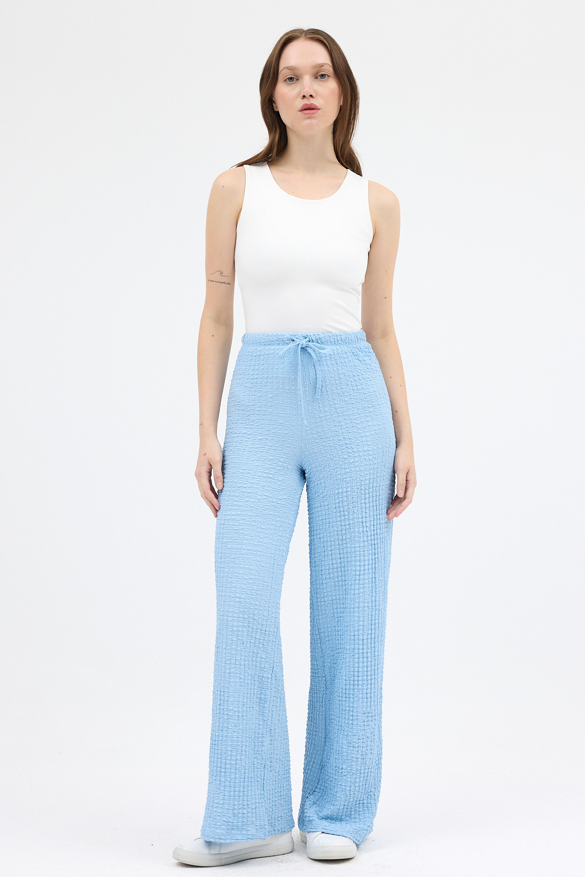 Bebe Mavi Geniş Paça Dökümlü Bürümcük Kumaş Pantolon 326 - 1