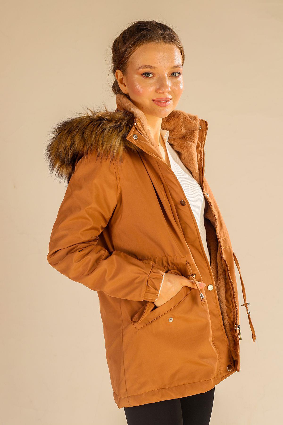 Taba Kısa Kapüşonu Kürklü Mont 3319 