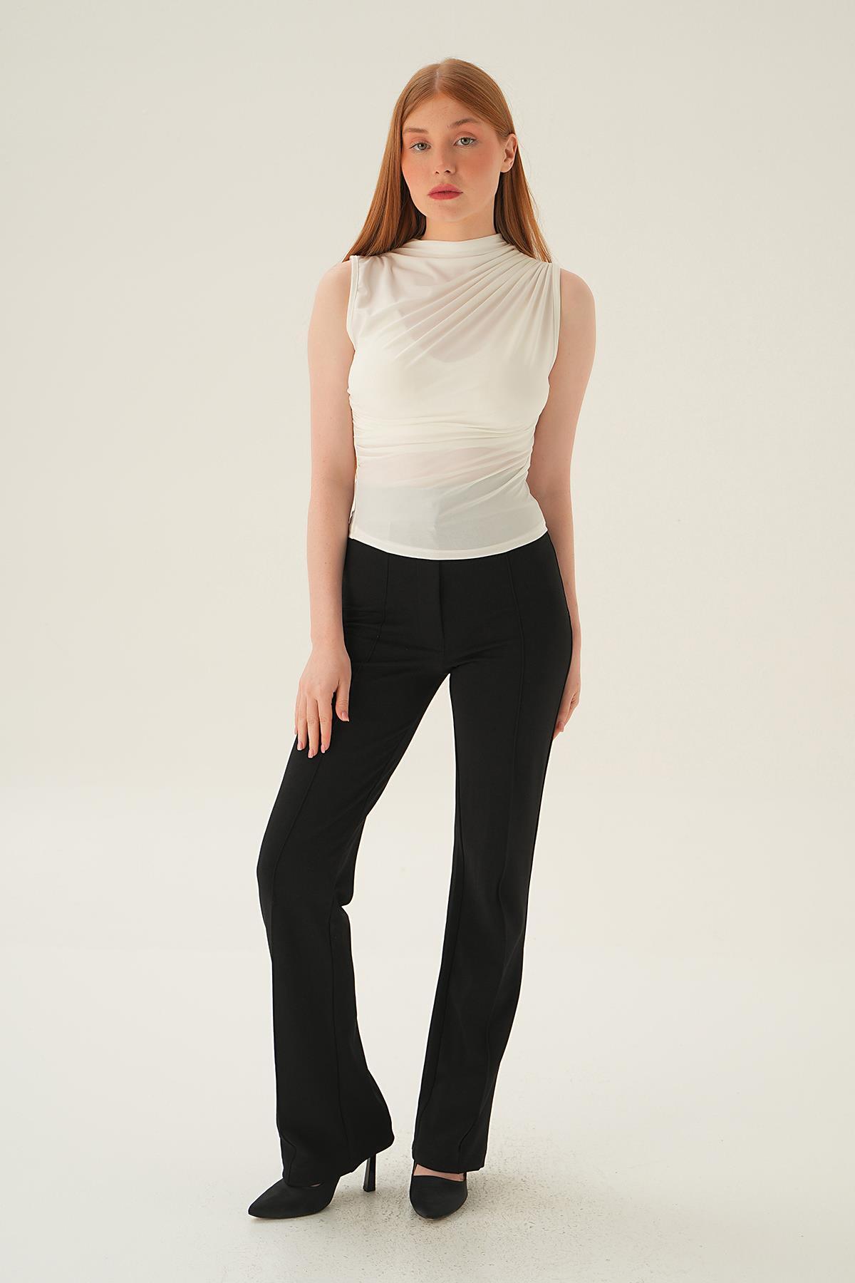 Beyaz Sıfır Kol Bluz 3321 - 2