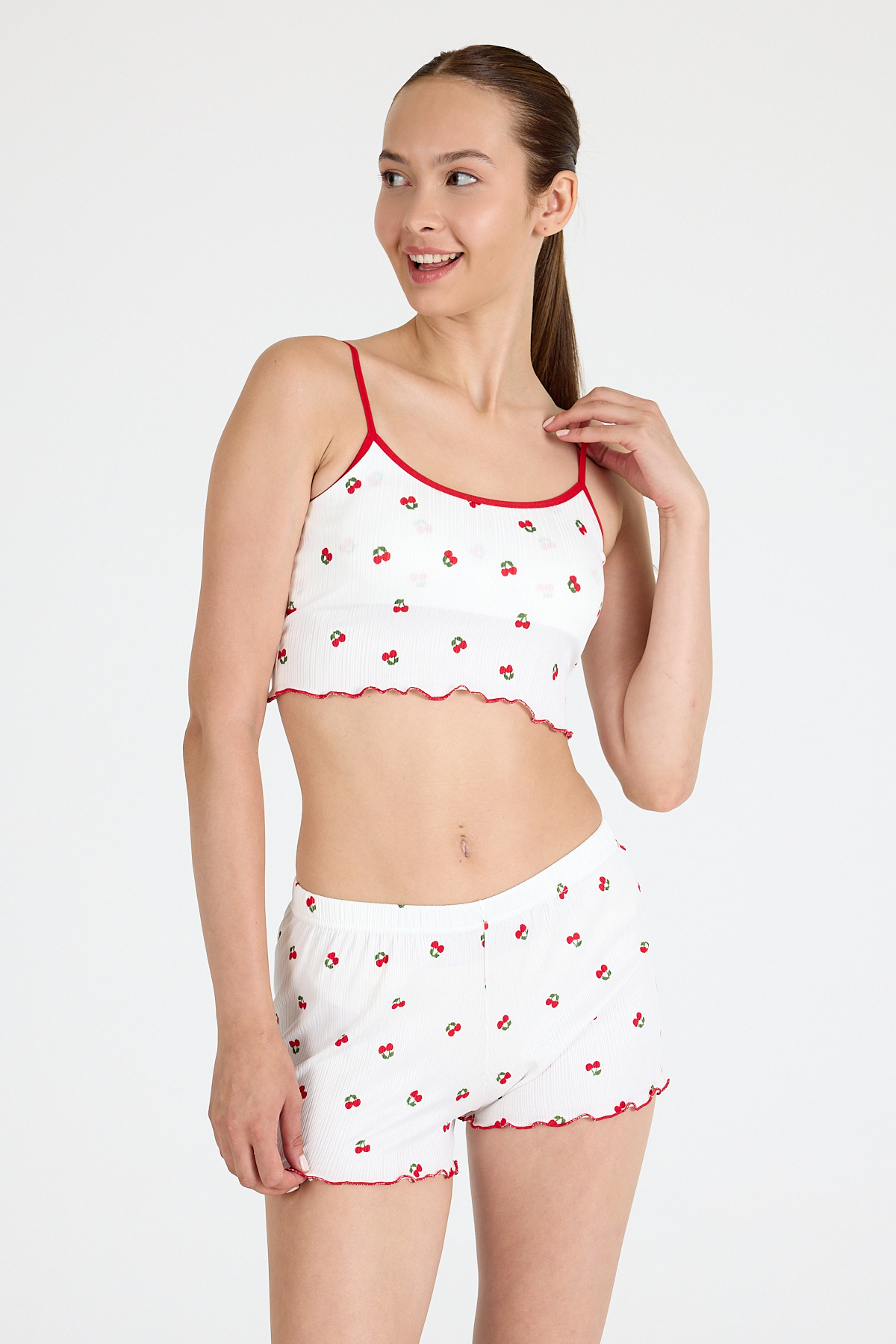 Beyaz Kiraz Desenli Atlet Şort Takım 3403 - 6
