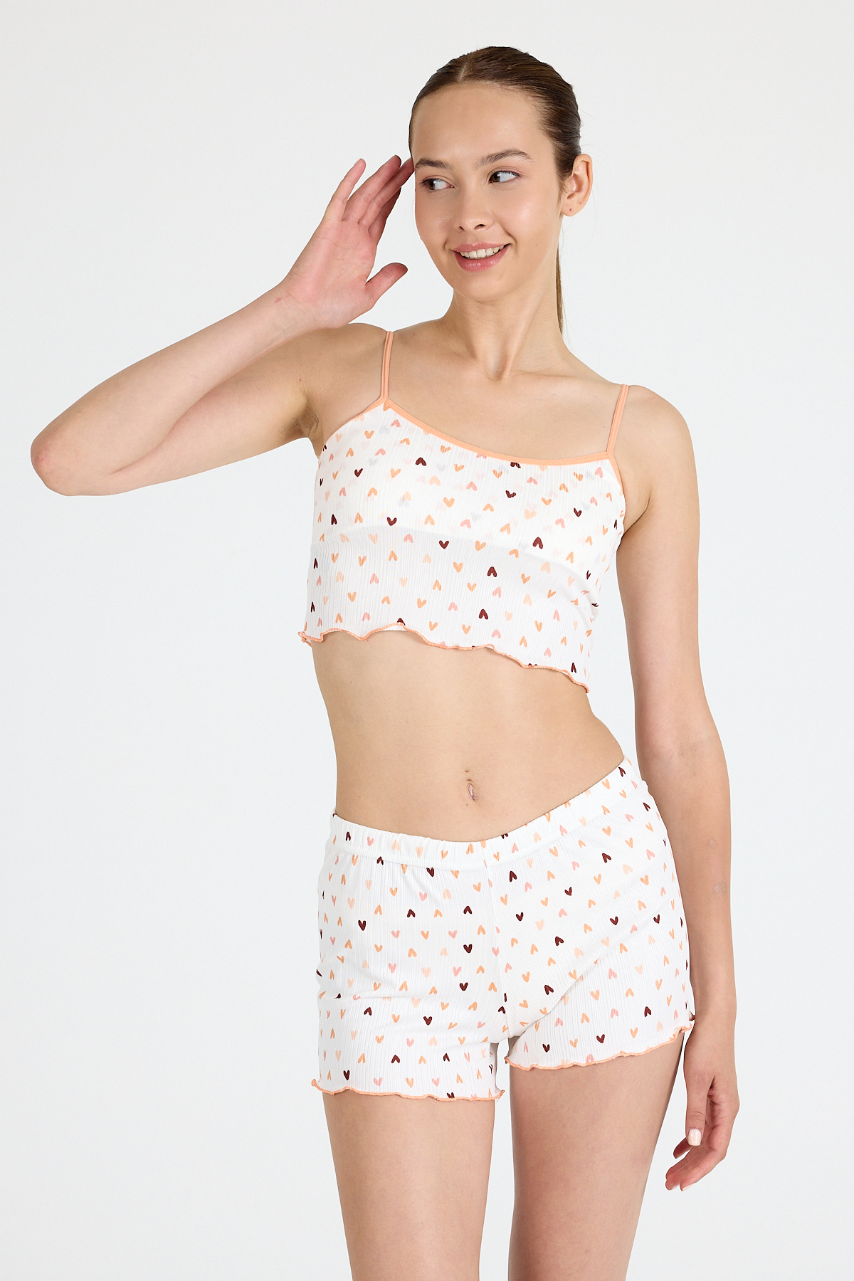 Beyaz Kalp Desenli Atlet Şort Takım 3406 