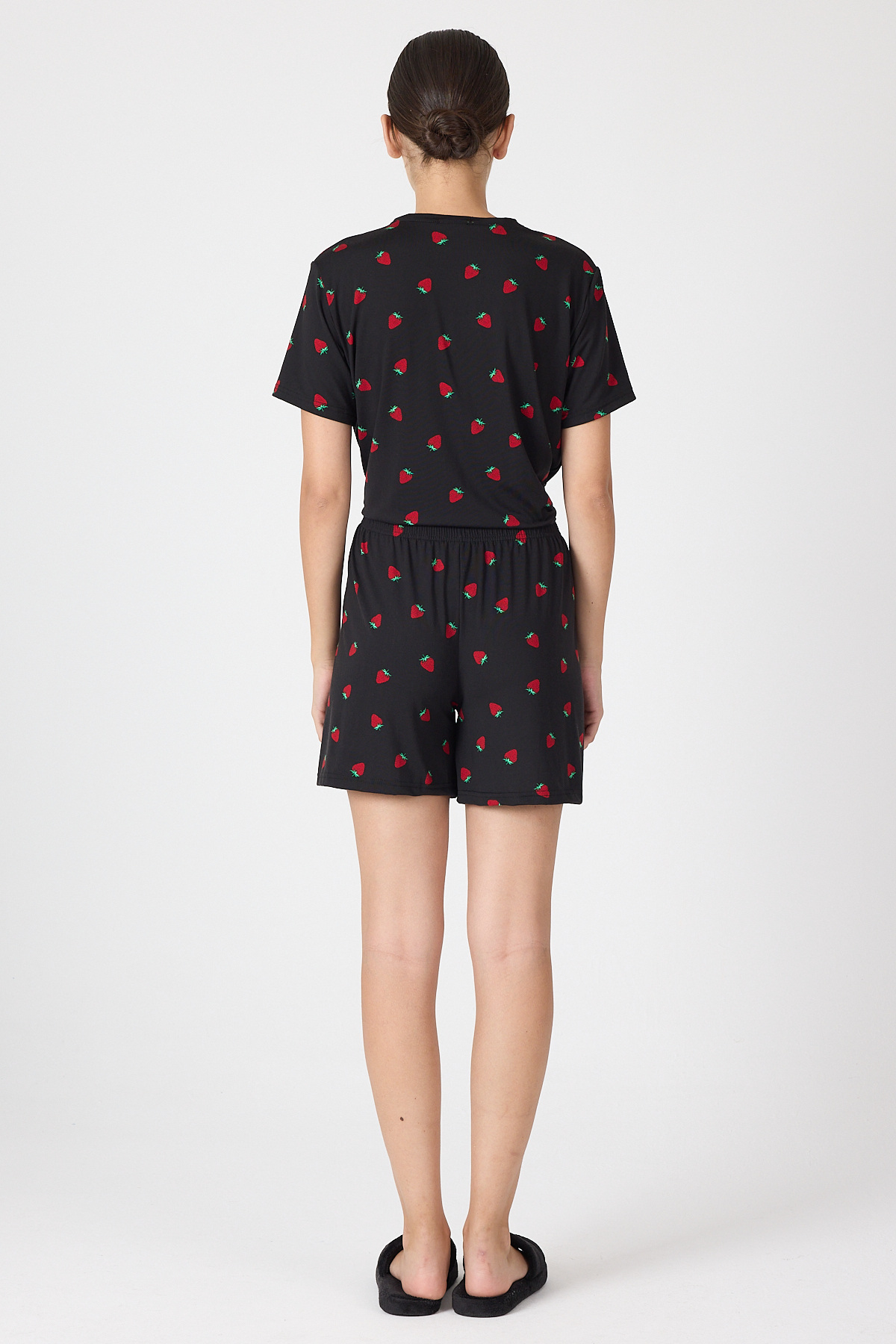 Siyah Çilek Desenli Kadın Pijama Takımı 3409 - 5