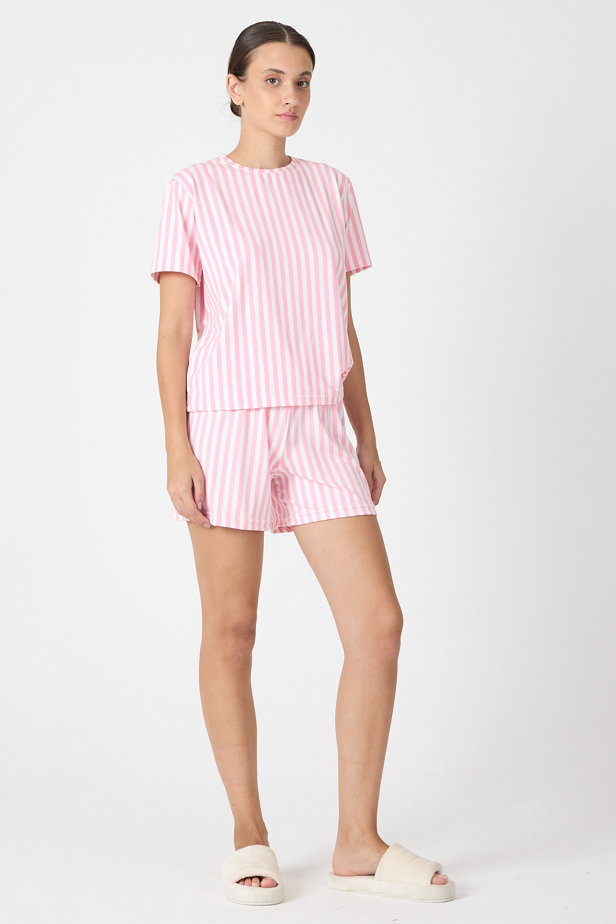 Pembe Çizgili Şortlu Pijama Takımı 3411 - 3