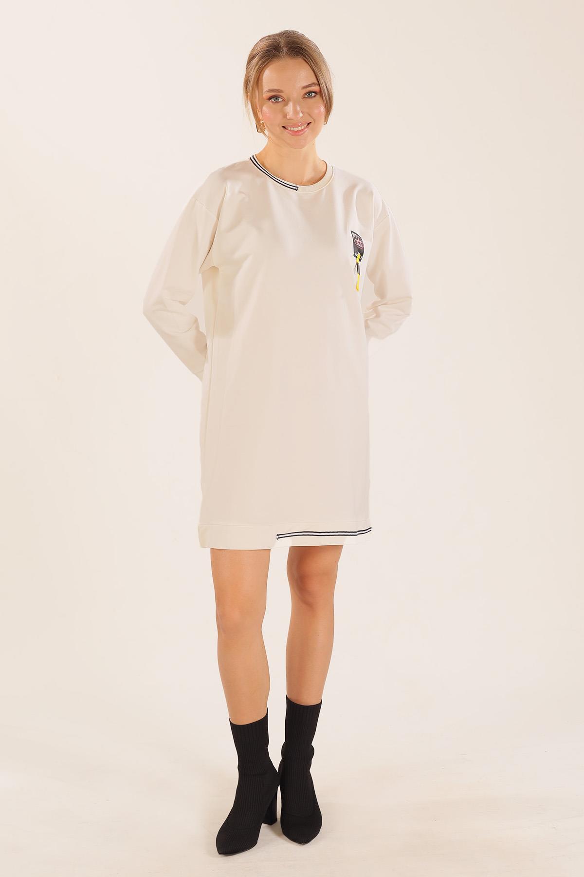 Beyaz Yaka Şerit Arma Detay Sweat 2684 - 2