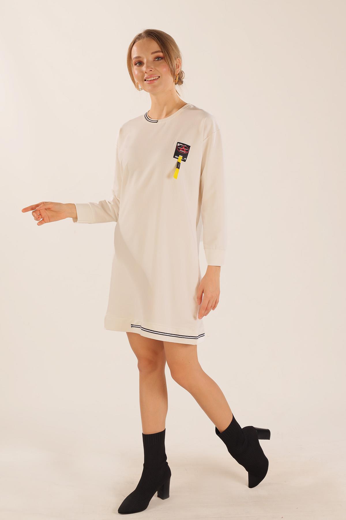 Beyaz Yaka Şerit Arma Detay Sweat 2684 - 3