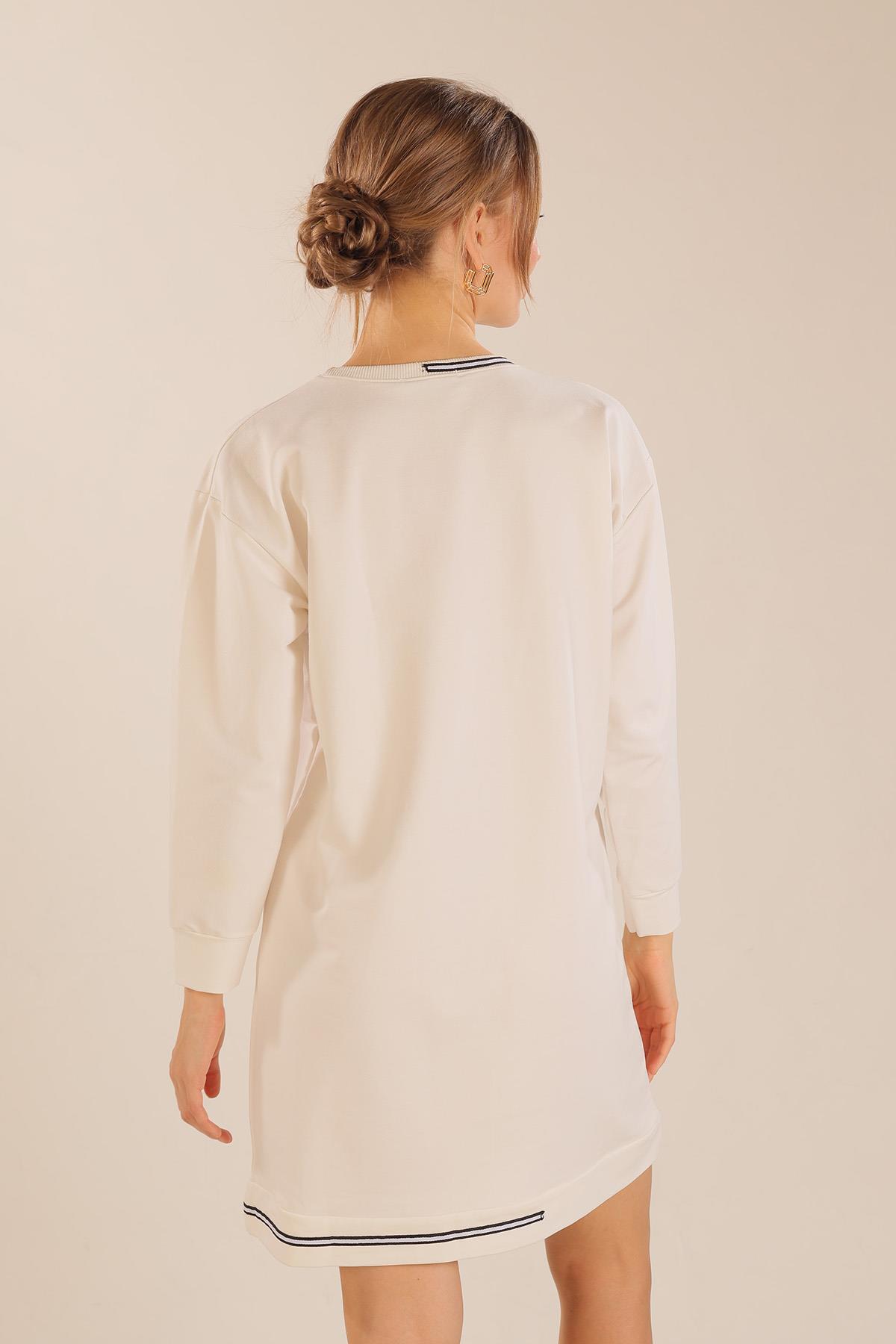 Beyaz Yaka Şerit Arma Detay Sweat 2684 - 7