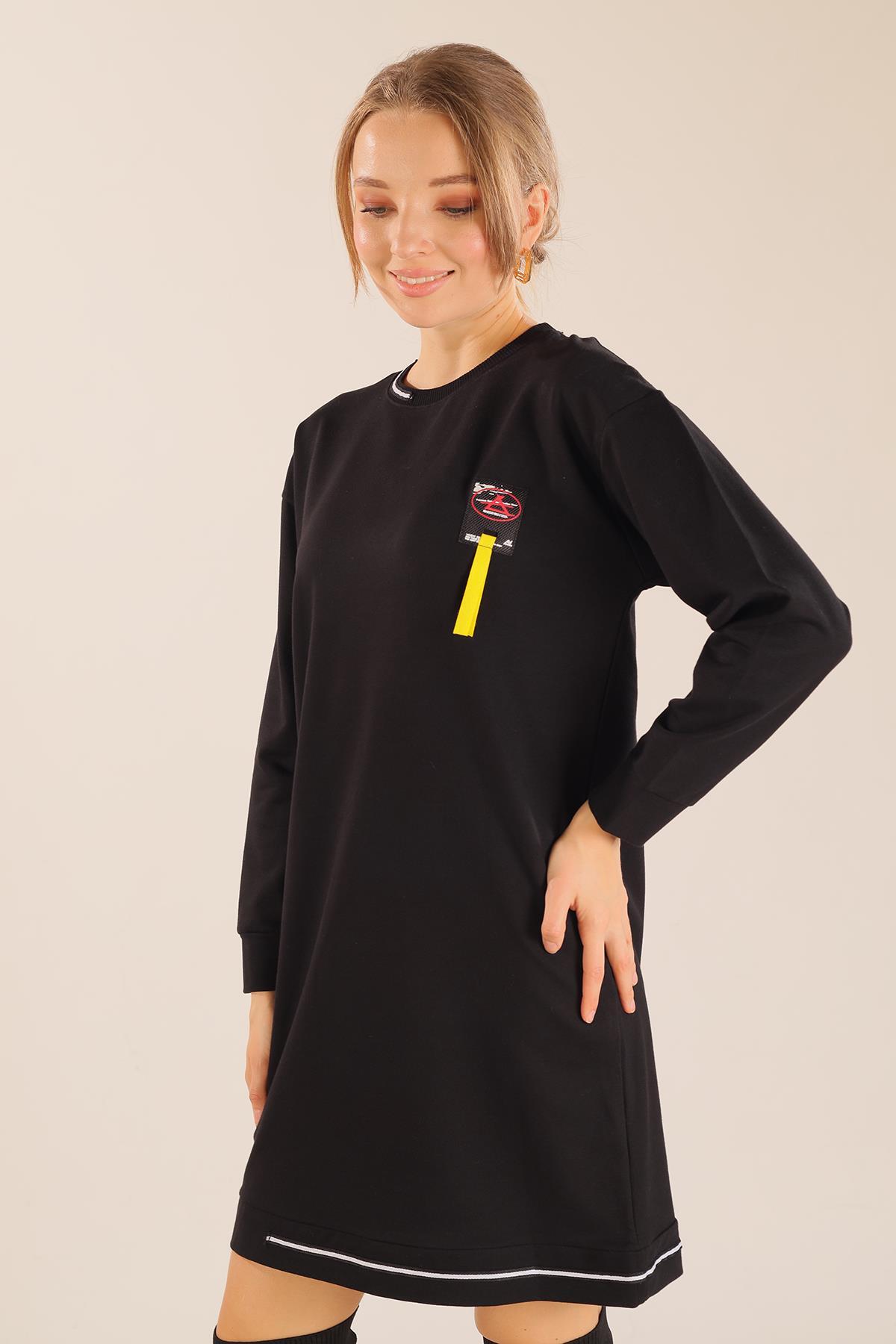 Siyah Yaka Şerit Arma Detay Sweat 2684 - 4