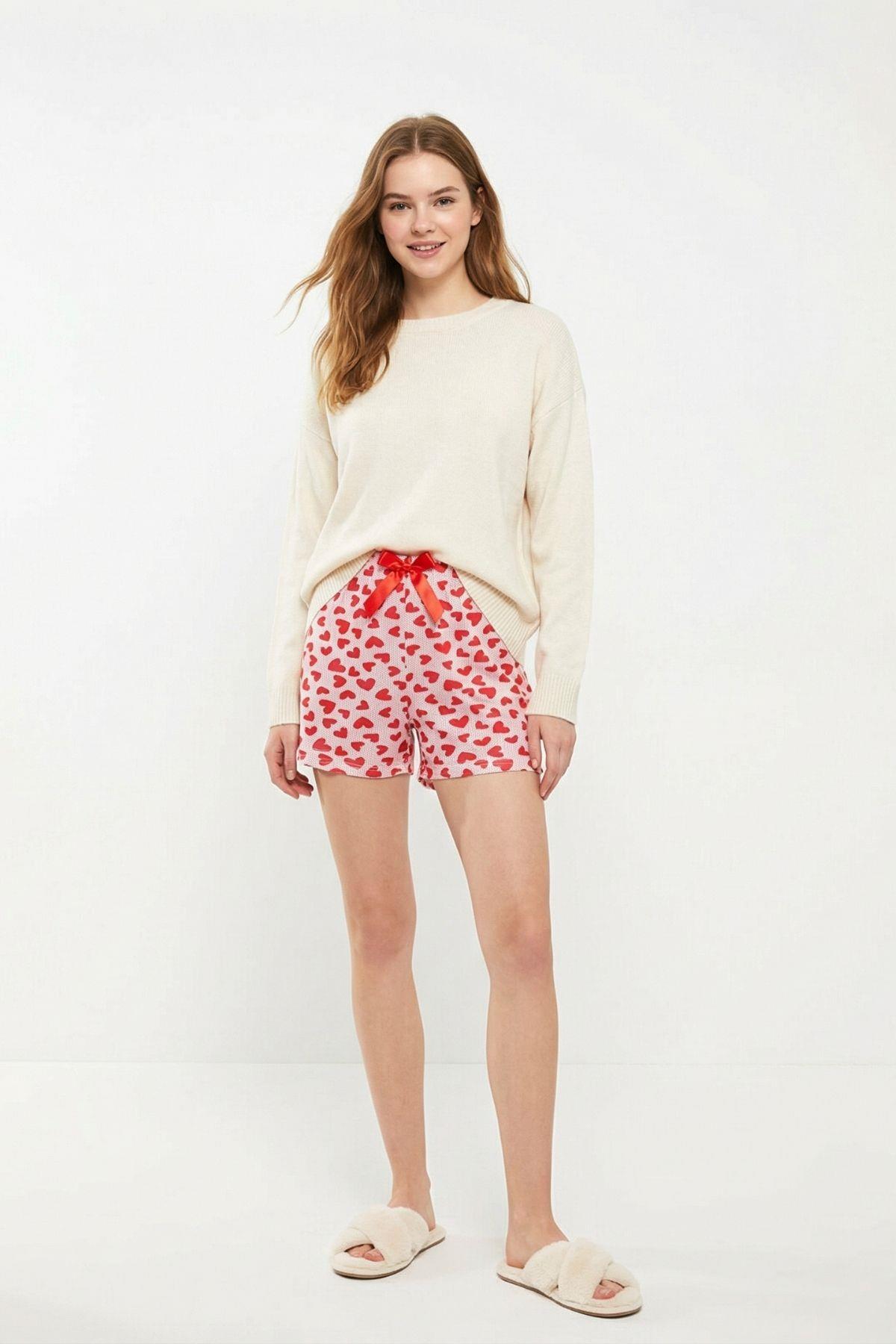 3454 Kalp Desen Şort Pembe - 1