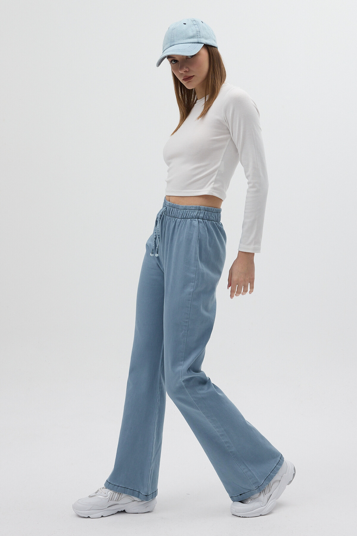 Buz Bel Lastikli Geniş Paça Kadın Kot Pantolon 3457 - RAYS (1)