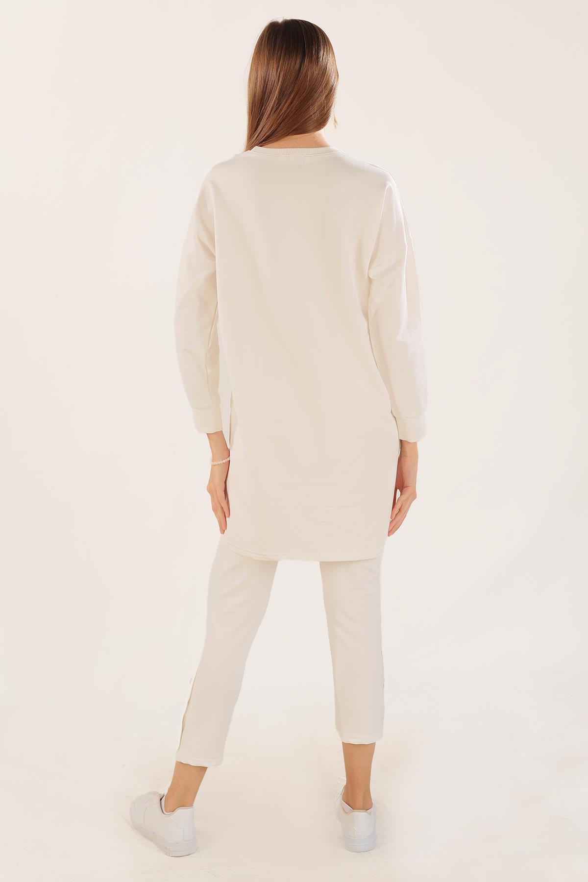 Beyaz Kolyeli Çıtçıt Detay Sweat Takım 3479 - 5