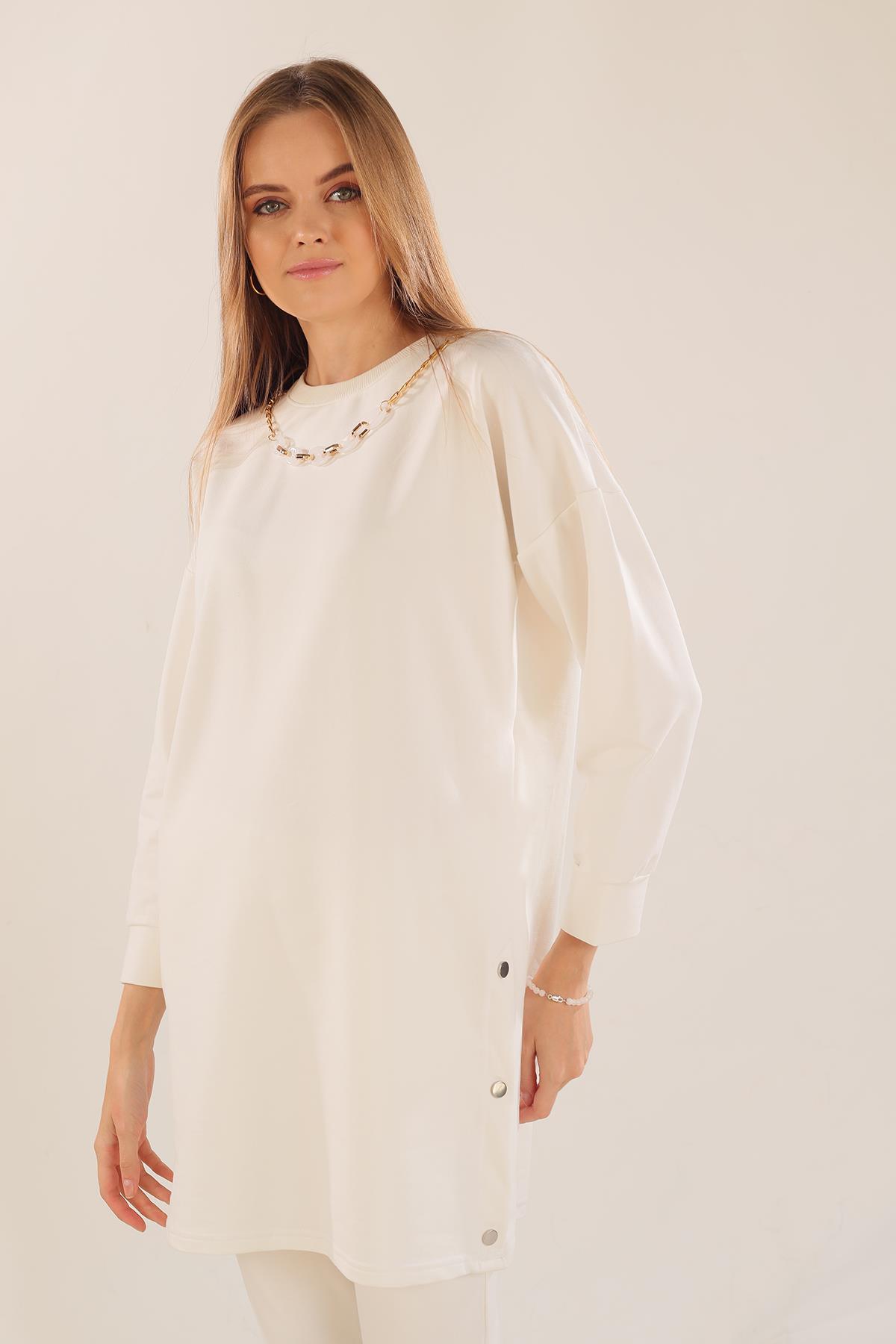 Beyaz Kolyeli Çıtçıt Detay Sweat Takım 3479 - 4