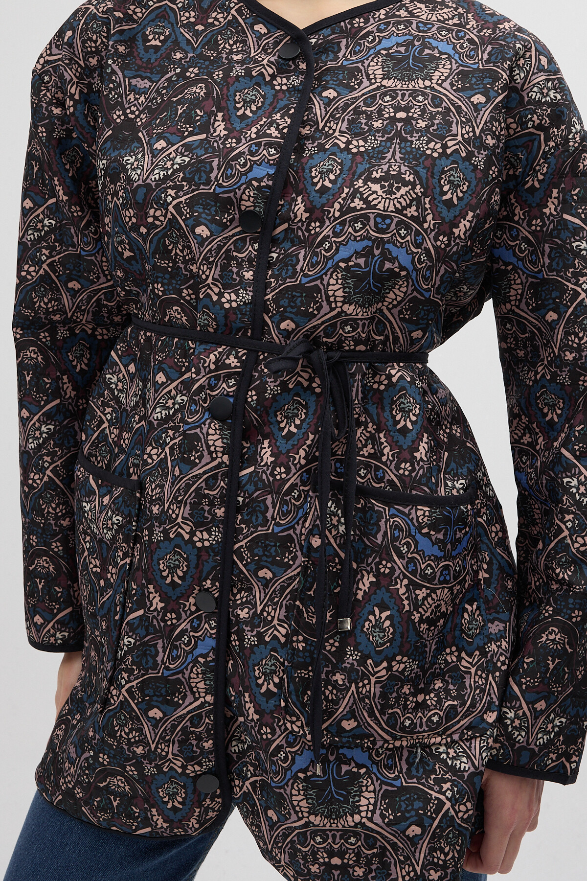 Lacivert Etnik Desenli Kapitone Bel Bağlamalı Kadın Ceket 3496 - RAYS