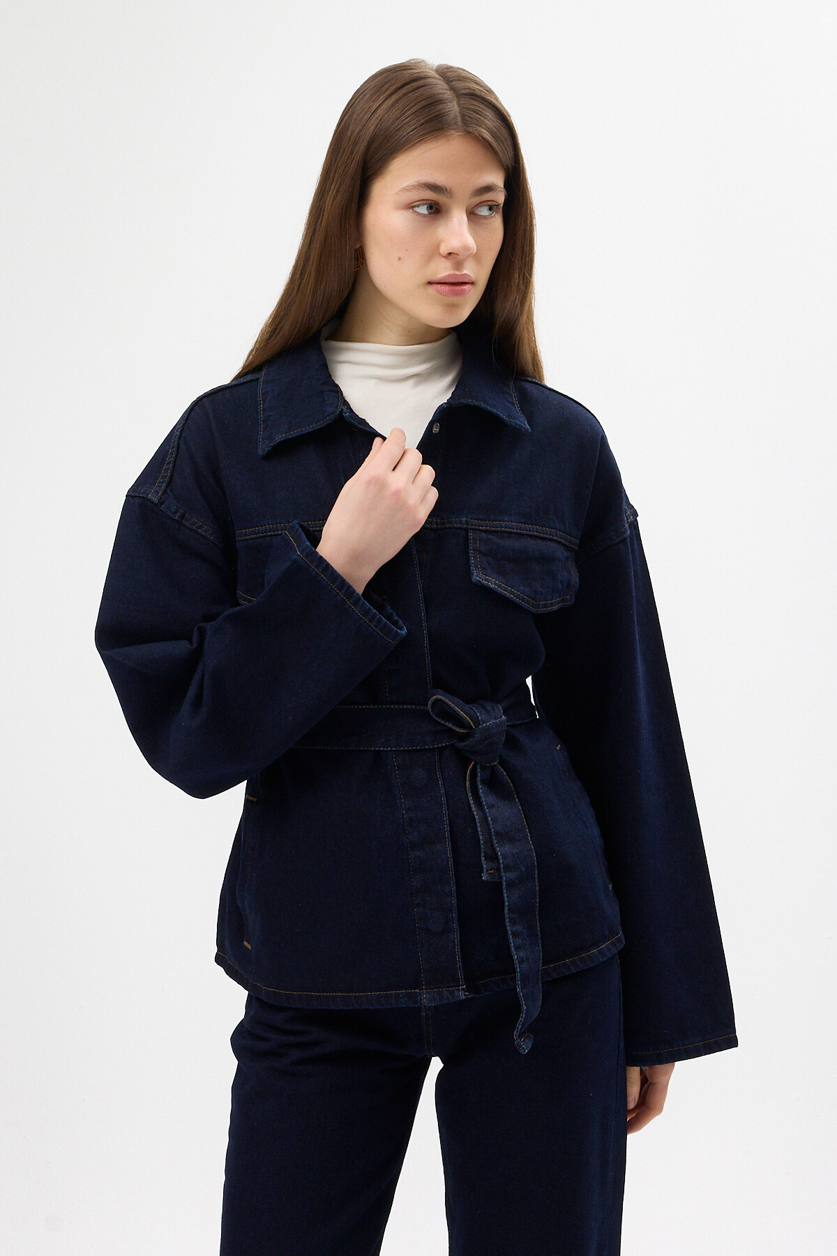 Lacivert Kuşaklı Jean Ceket ve Geniş Paça Pantolon Kadın Takım 3498 - 3