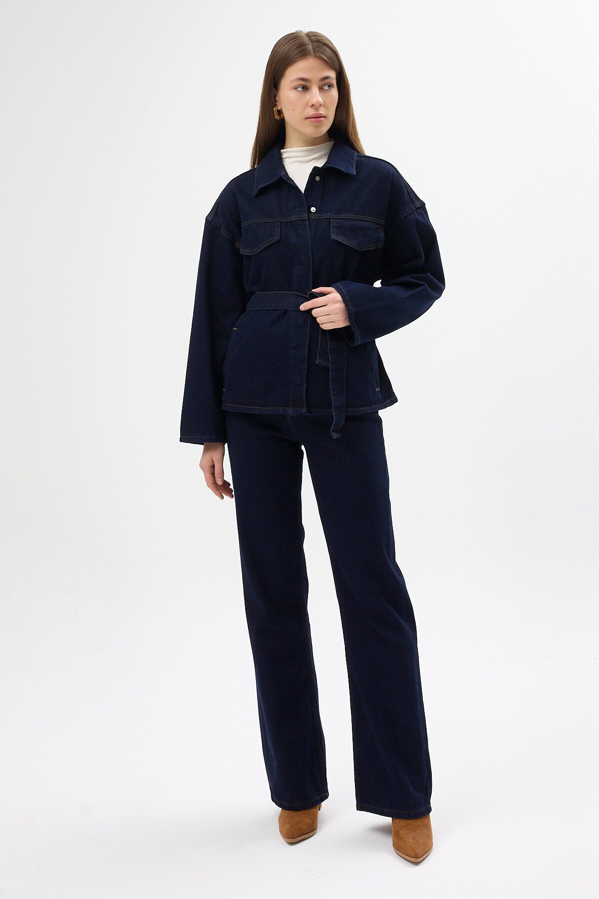 Lacivert Kuşaklı Jean Ceket ve Geniş Paça Pantolon Kadın Takım 3498 