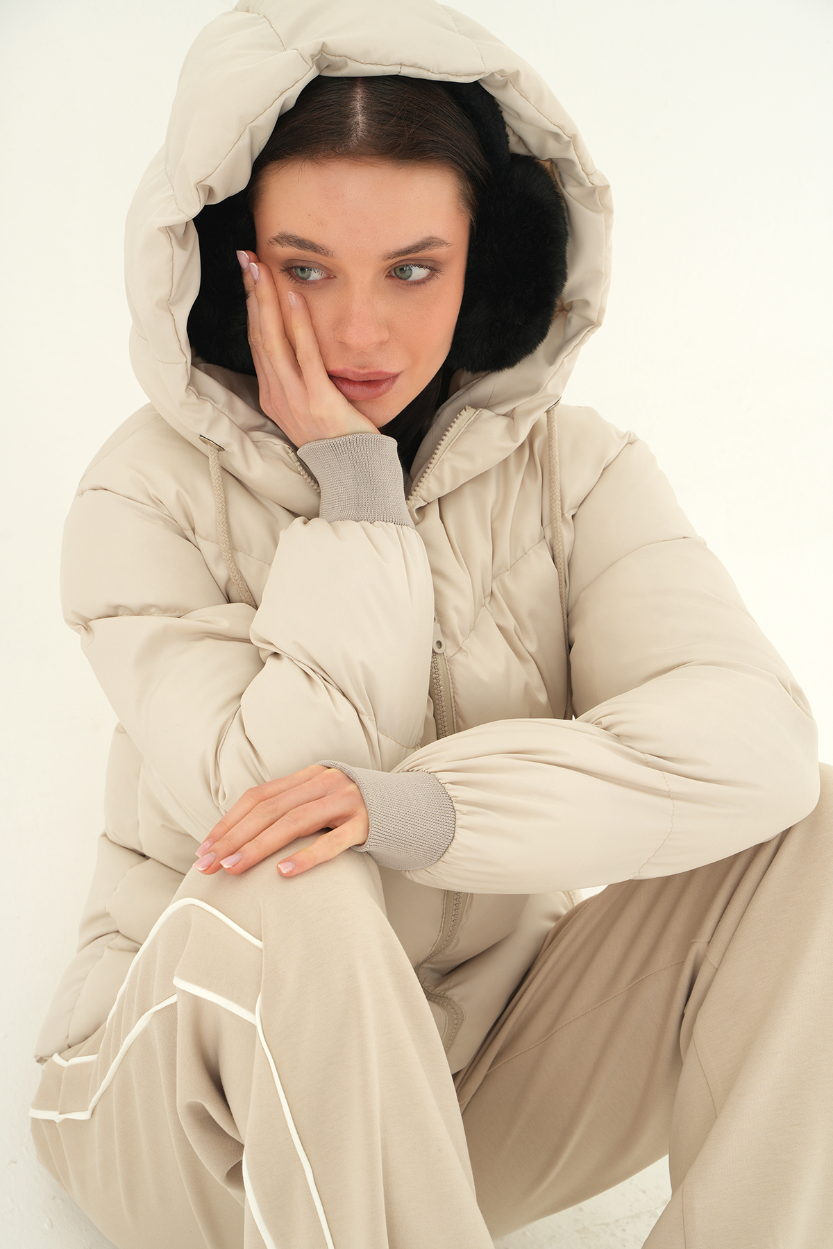 Bej Kapüşonlu Cepli Mont 3505 - 7